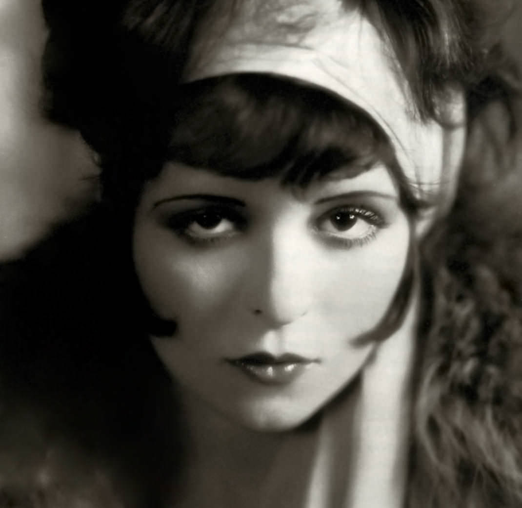 1070x1040 Rookie How to Look Like Clara Bow