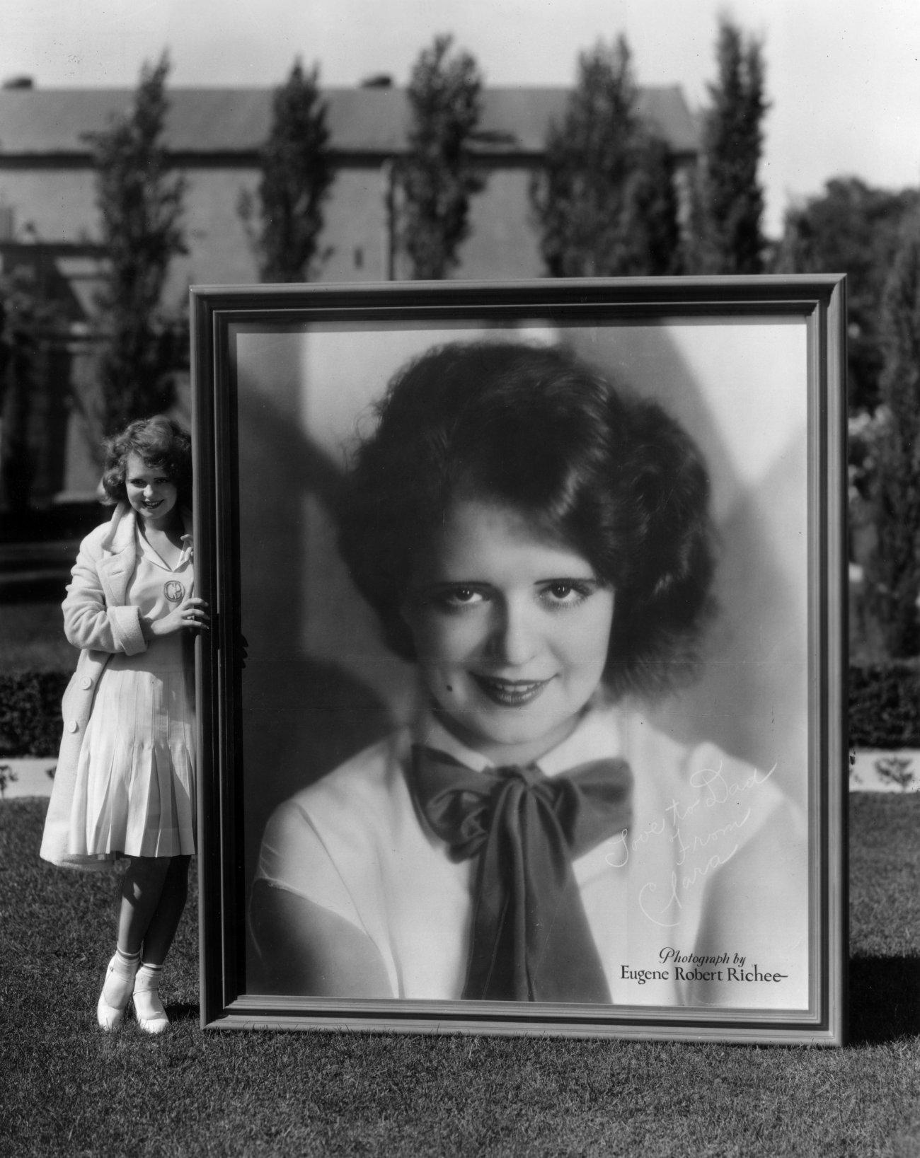 1300x1637 Clara Bow