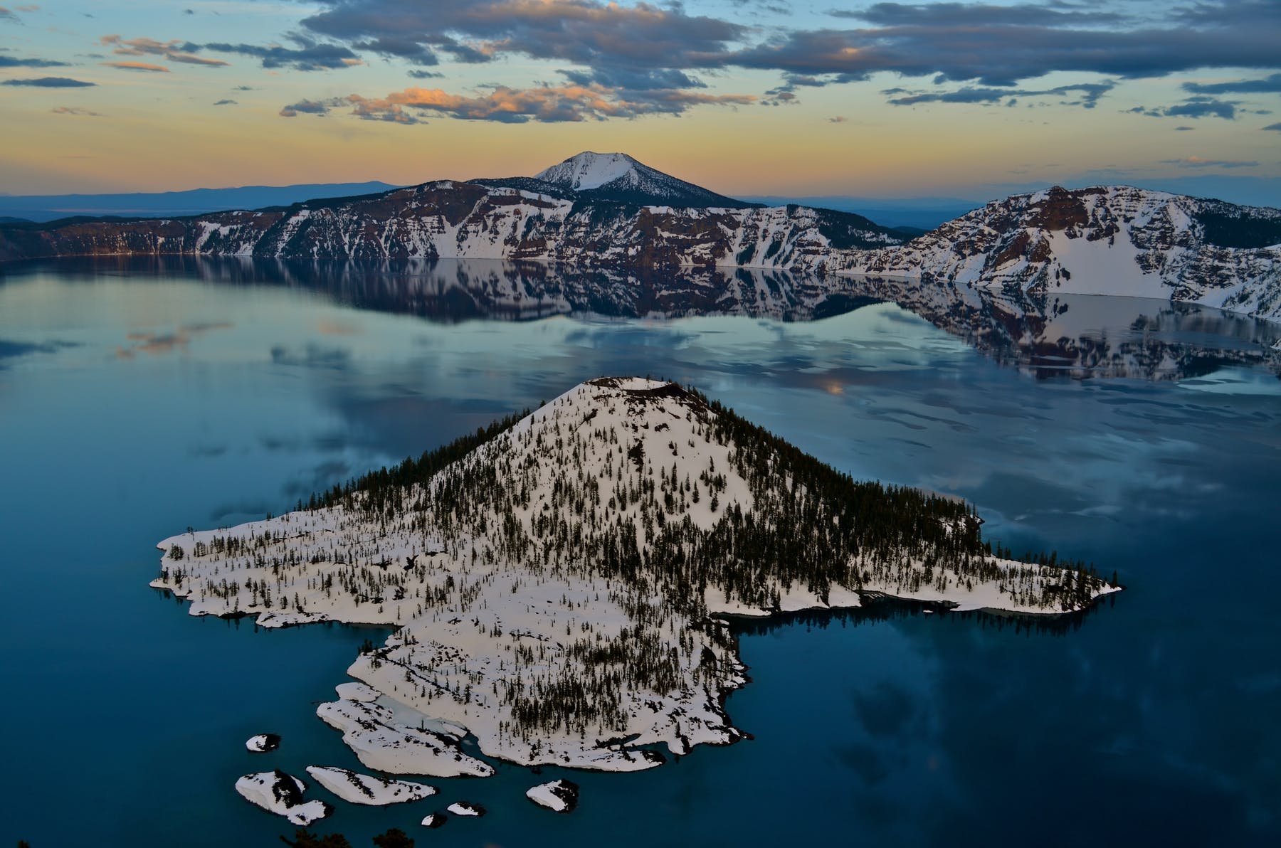 1800x1192 Incredible Winter Adventures In The Pacific Northwest