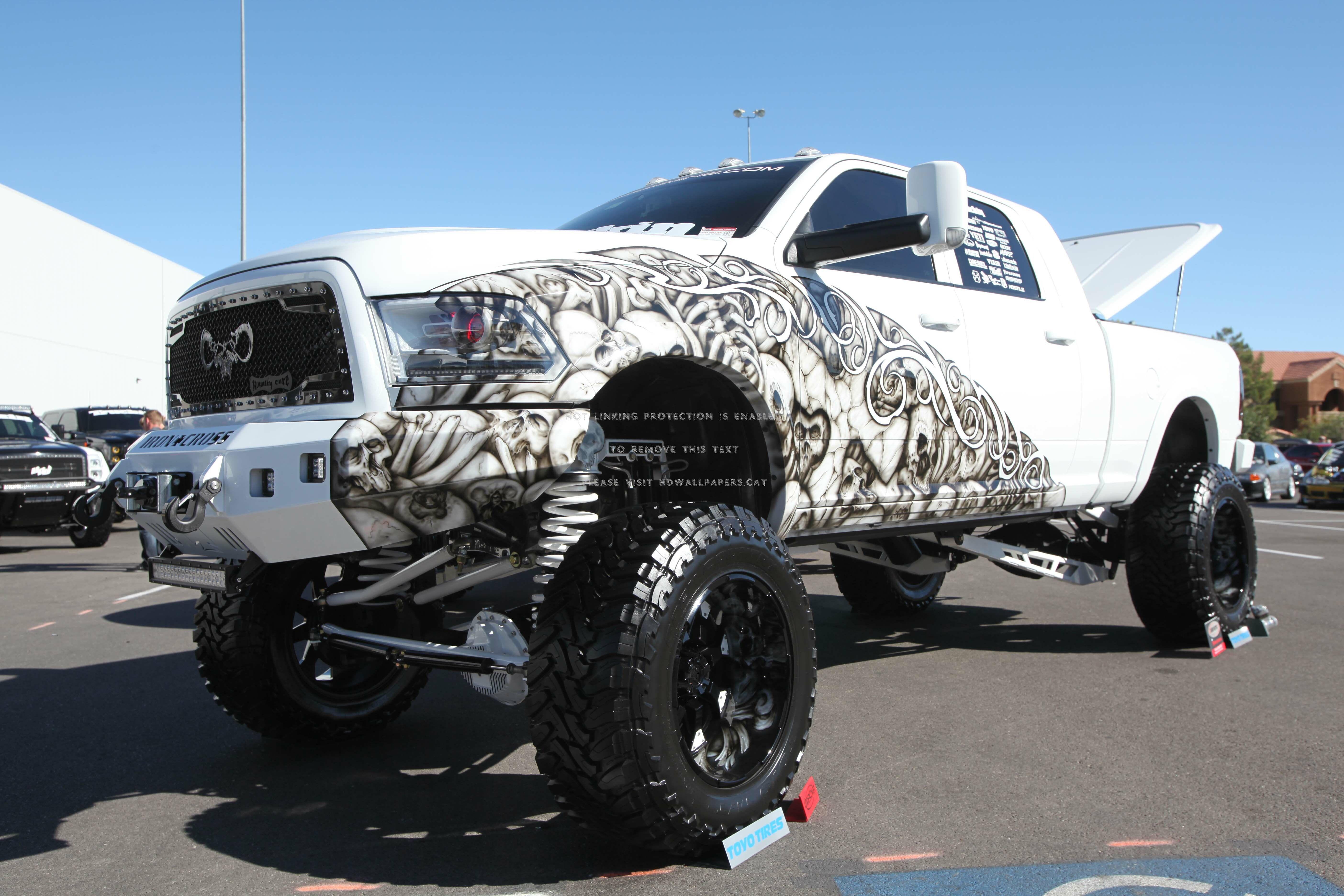 5616x3744 Custom Trucks Wallpaper