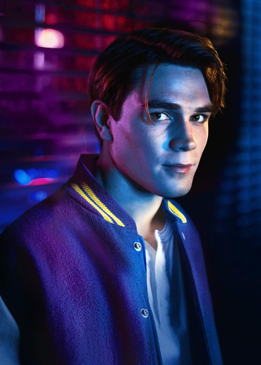 857x1200 KJ Apa as Archie Andrews (2017 TV series) Photo