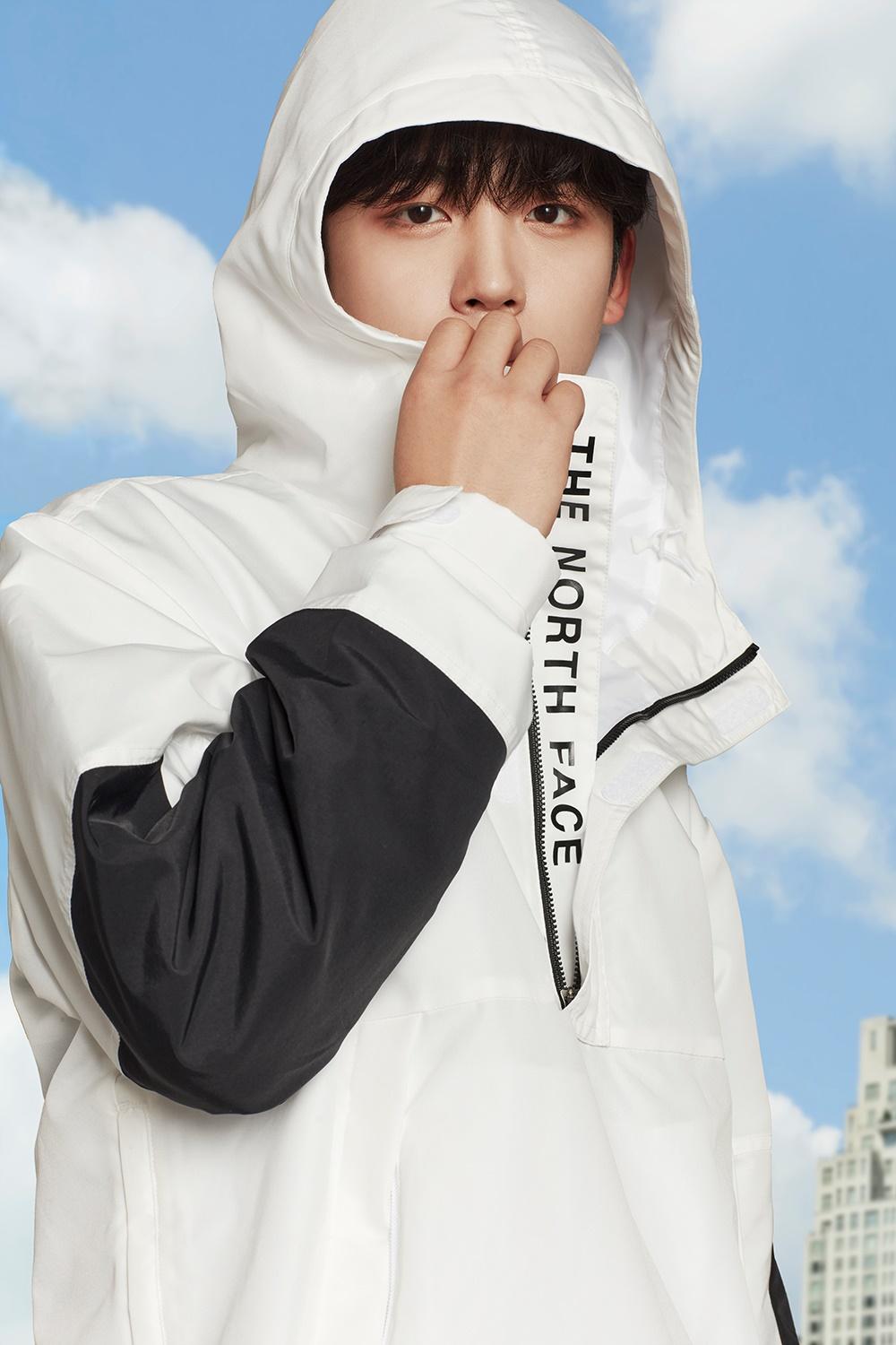 1000x1500 WEi's Kim YoHan Becomes The New Model For 'North Face' White Balance