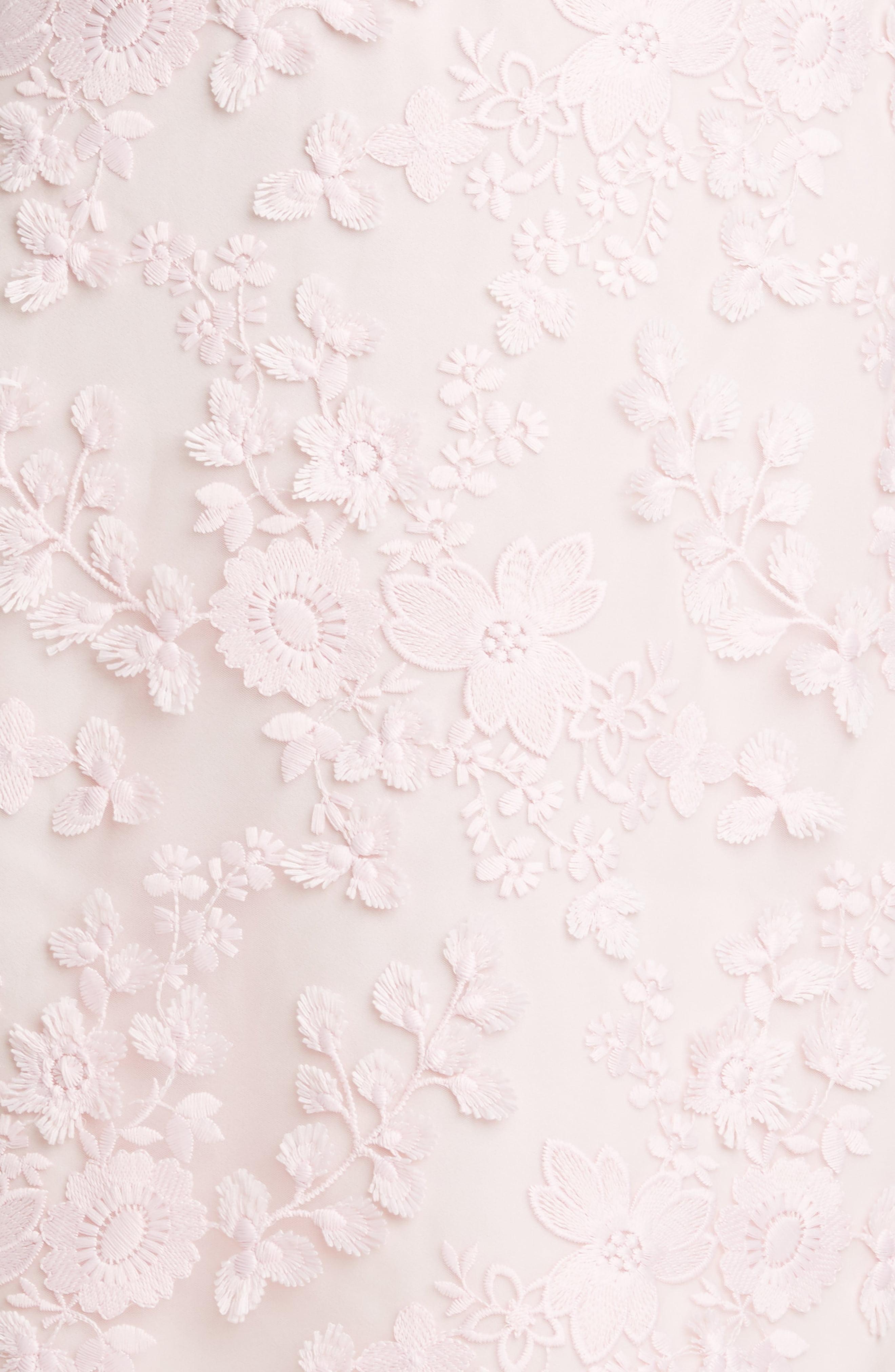 2640x4048 Ted Baker Mock Neck Short Sleeve Floral Lace Dress In Light Pink (Pink)