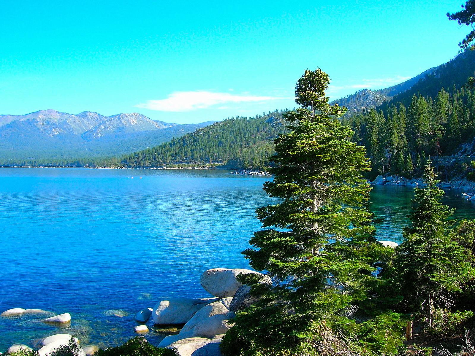 1600x1200 Lake Tahoe Picture