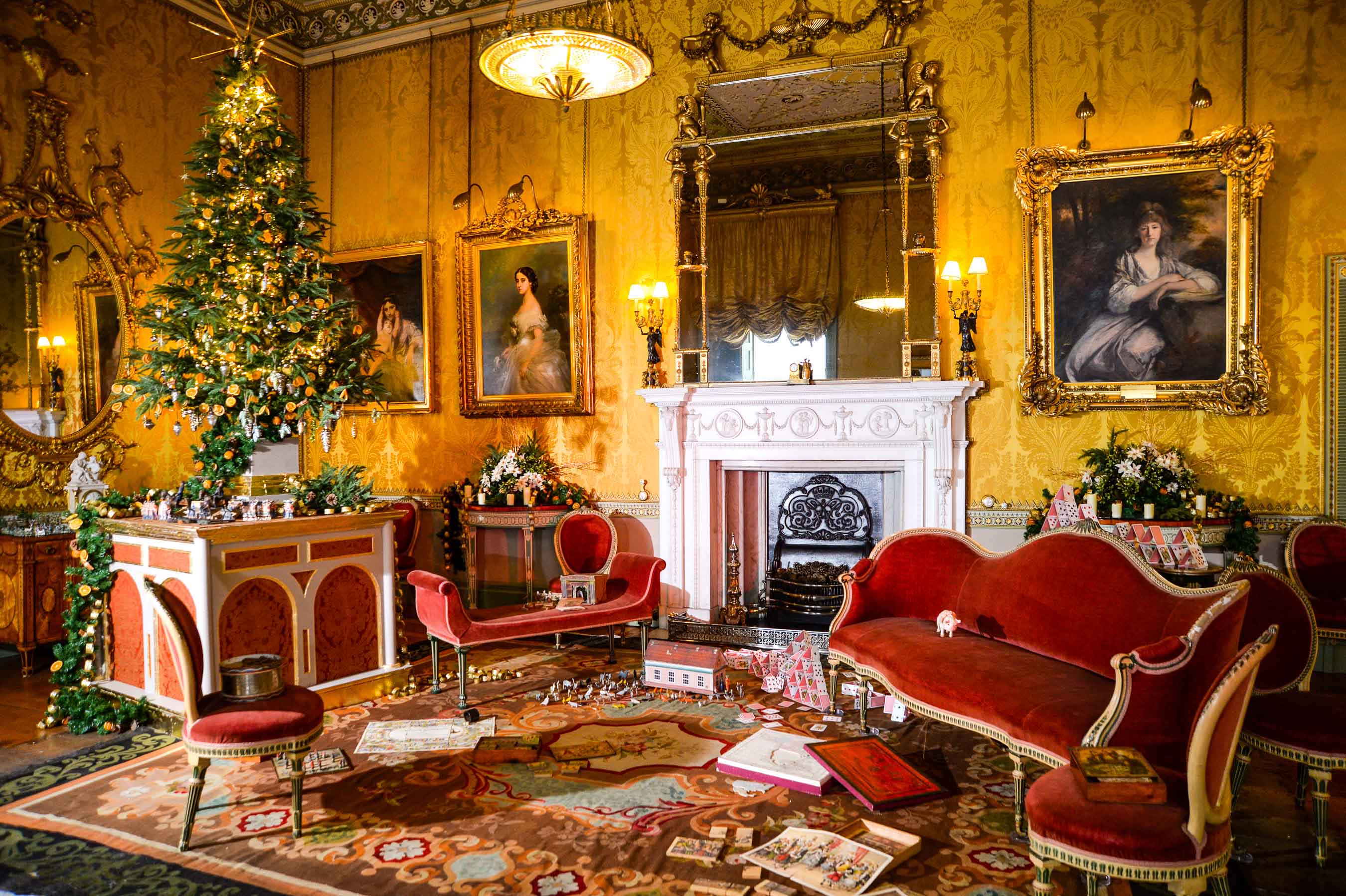 2700x1797 How to recreate a Victorian Christmas in the home, with advice from Harewood House and Michael Howells English Home
