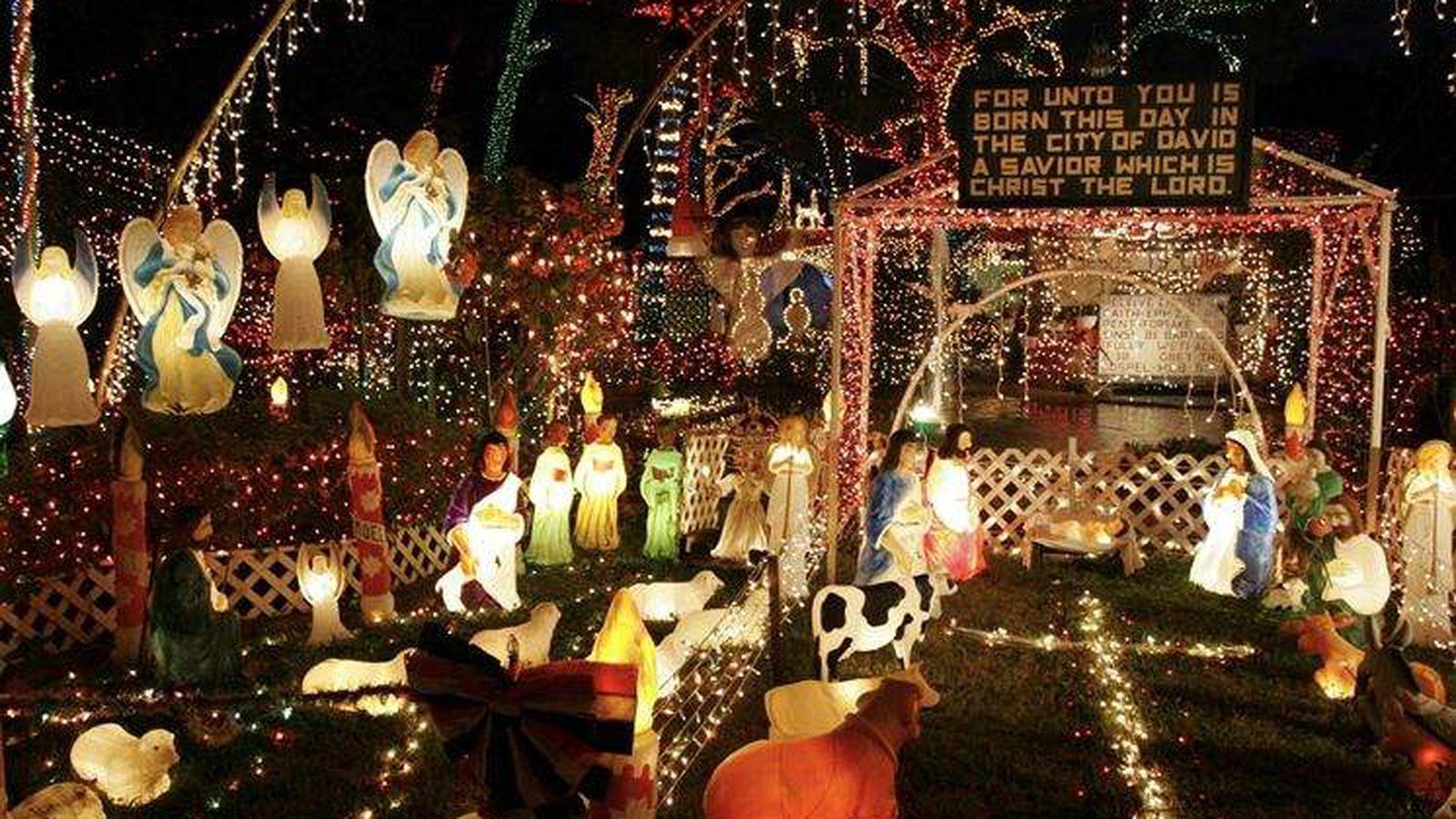 1600x900 Where to find Christmas lights in Tampa Bay