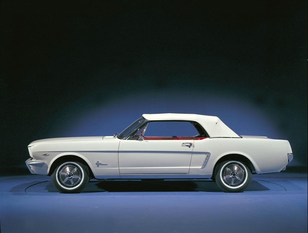 1024x776 Ford Mustang
