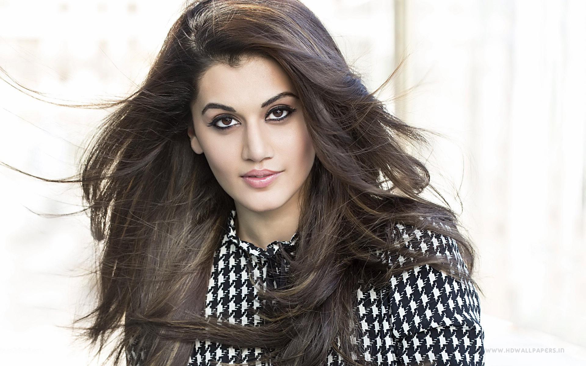 1920x1200 Taapsee Telugu Actress Wallpaper