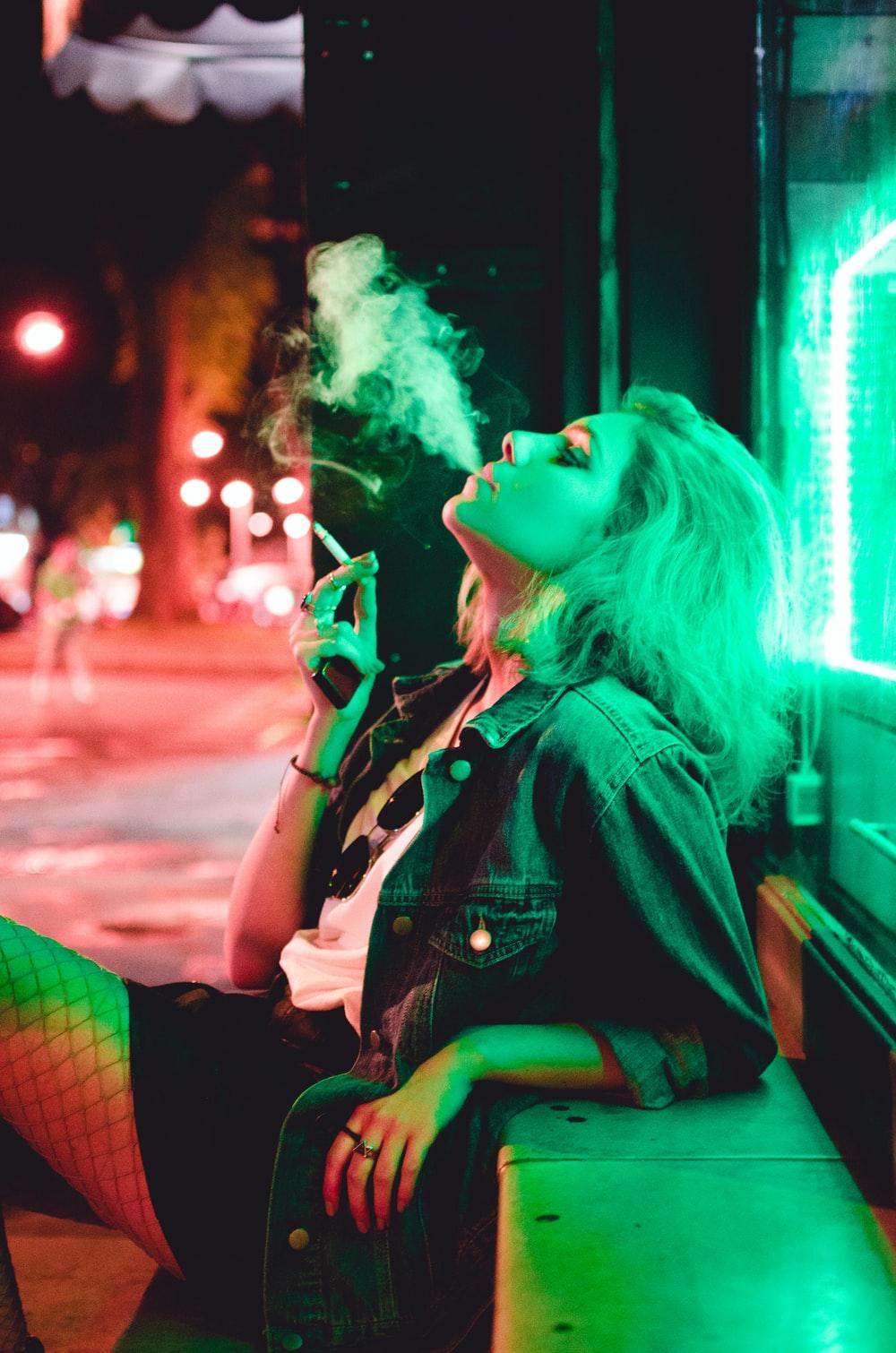 1000x1510 Girl Smoking Picture [HQ]. Download Free Image
