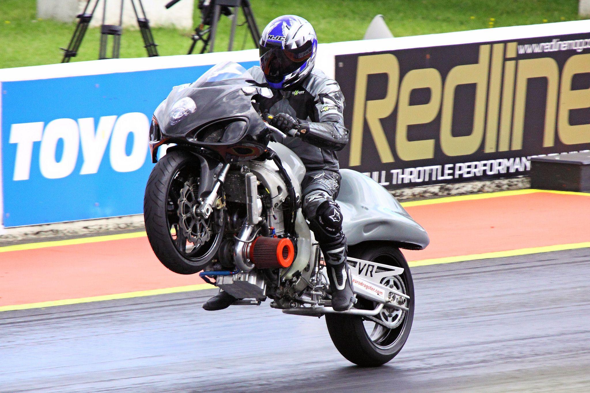 2048x1366 Motorcycle Drag Race Wallpaper