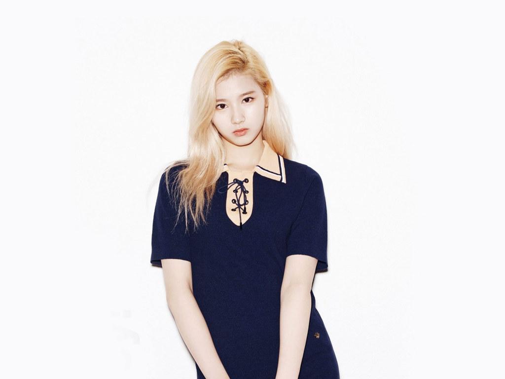 1024x768 Wallpaper Kpop, Twice, Sana, Girl, Cute, White • Wallpaper For You HD Wallpaper For Desktop & Mobile