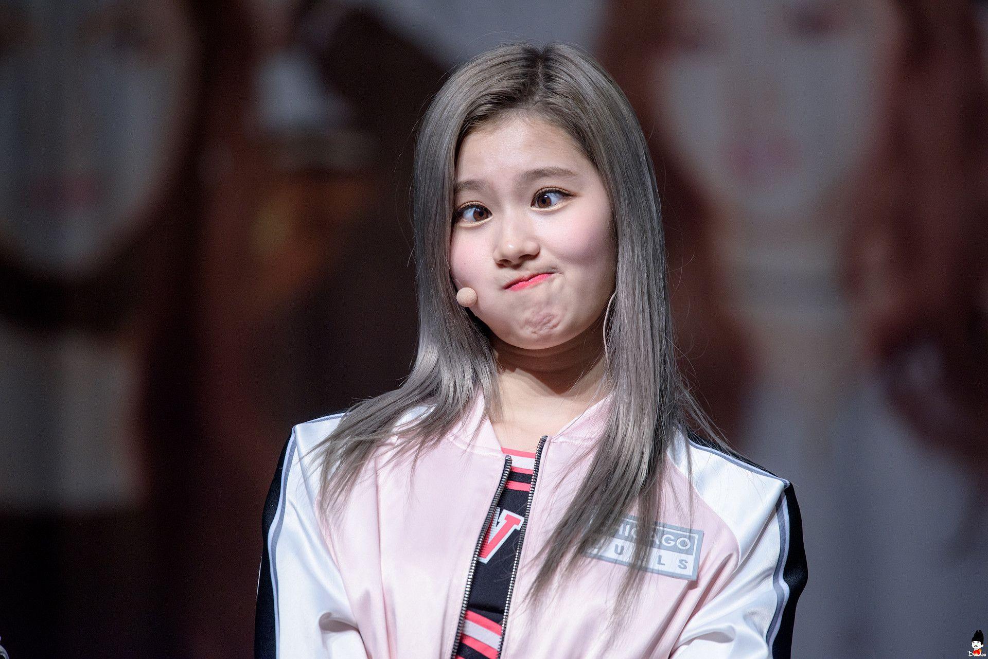 1920x1281 Sana Twice Cute