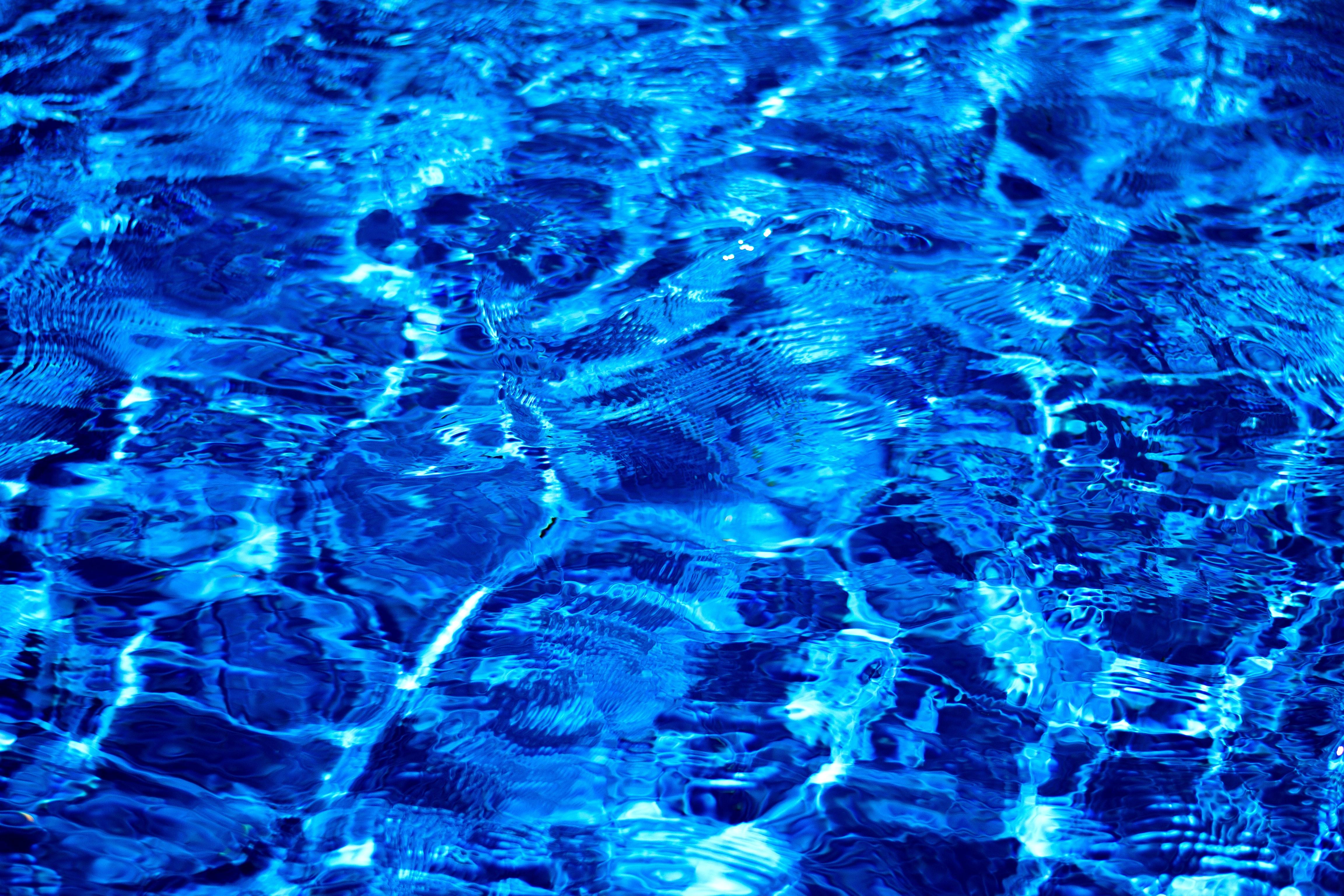 4608x3072 Blue Body of Water · Free