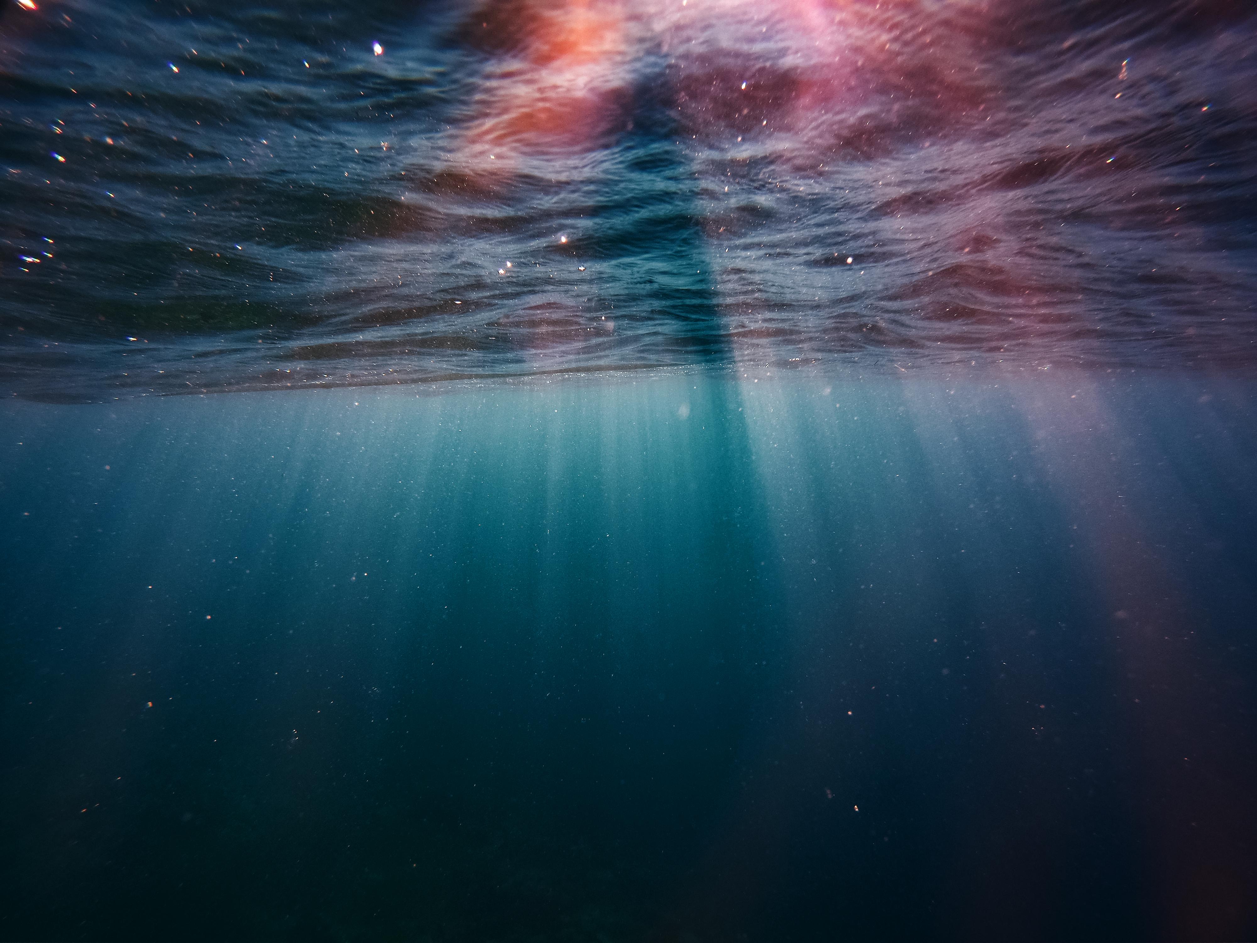 4000x3000 Underwater · Free