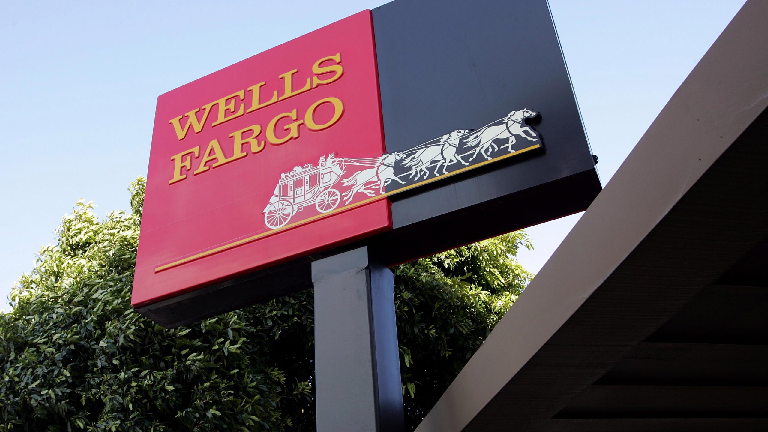 2560x1440 Fraudulent Amazon charges showing up on Wells Fargo accounts