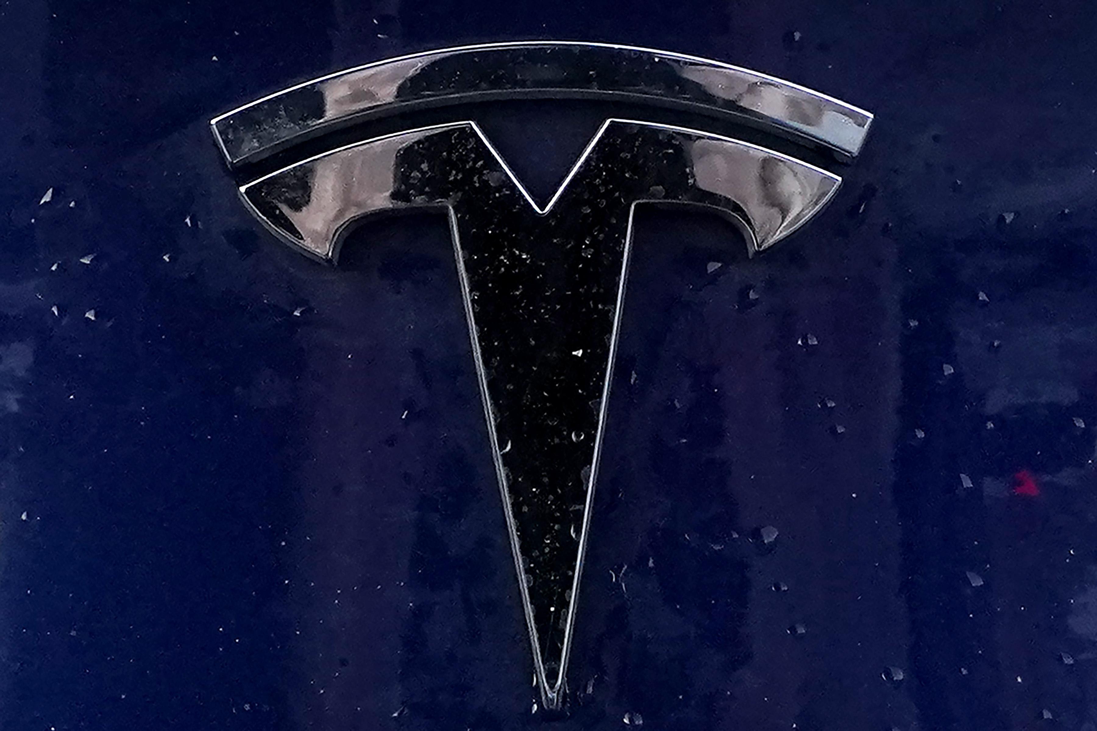 3600x2399 Tesla 1Q sales of 185K more than double last year's numbers