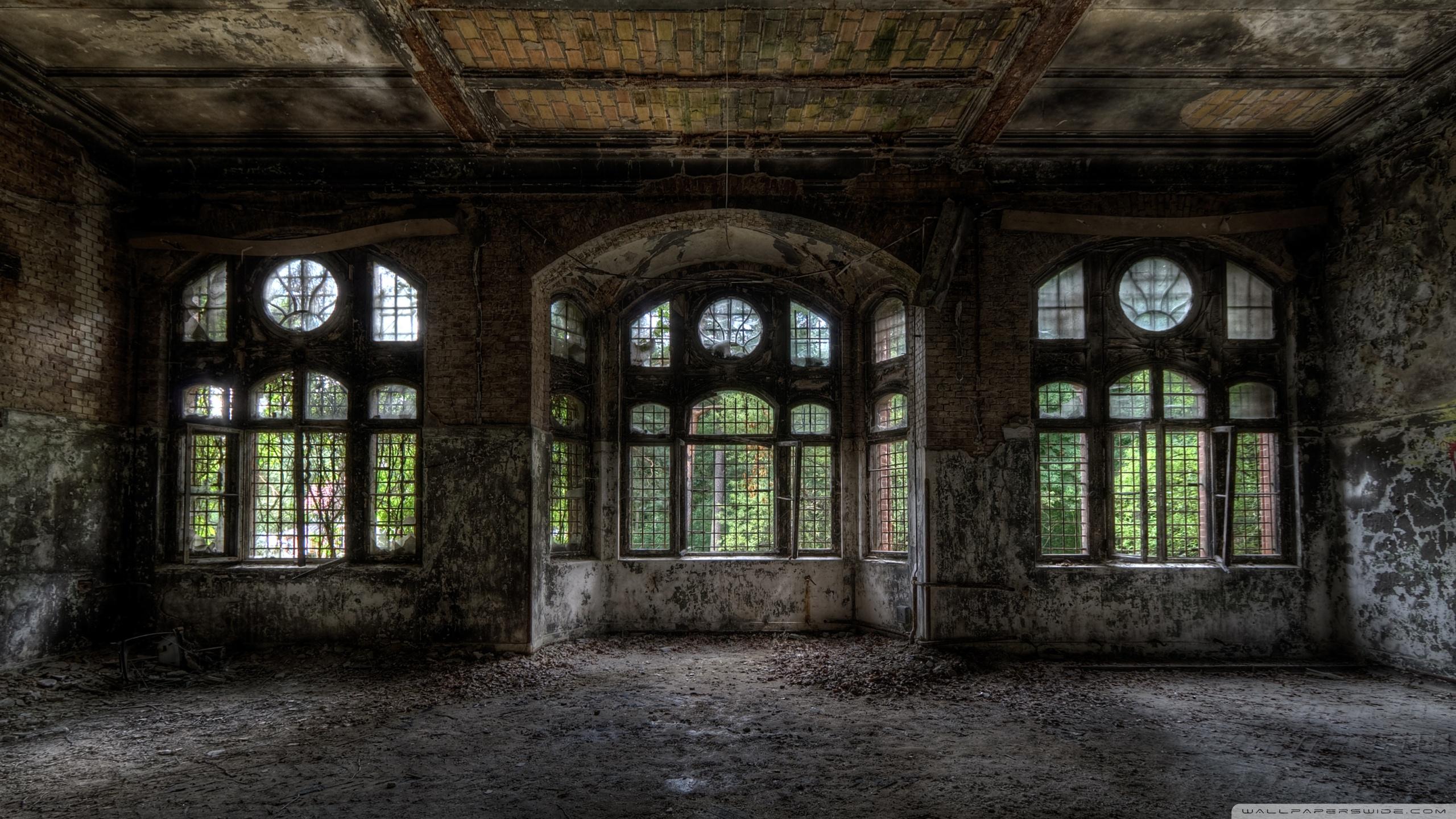 2560x1440 Empty Room In Old Building Ultra HD Desktop Background Wallpaper for 4K UHD TV : Multi Display, Dual Monitor : Tablet