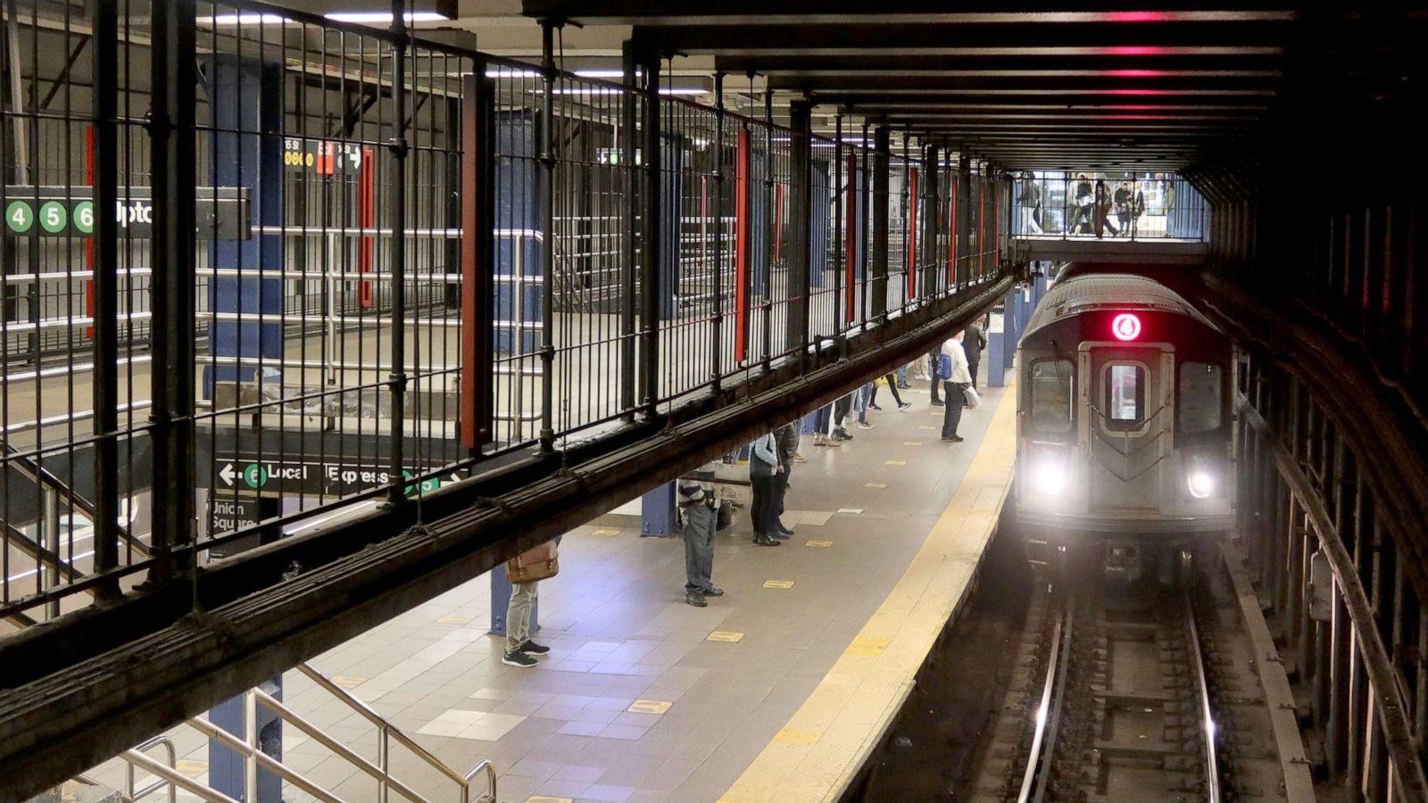 1600x900 At least 4 people slashed on New York City subway in separate incidents