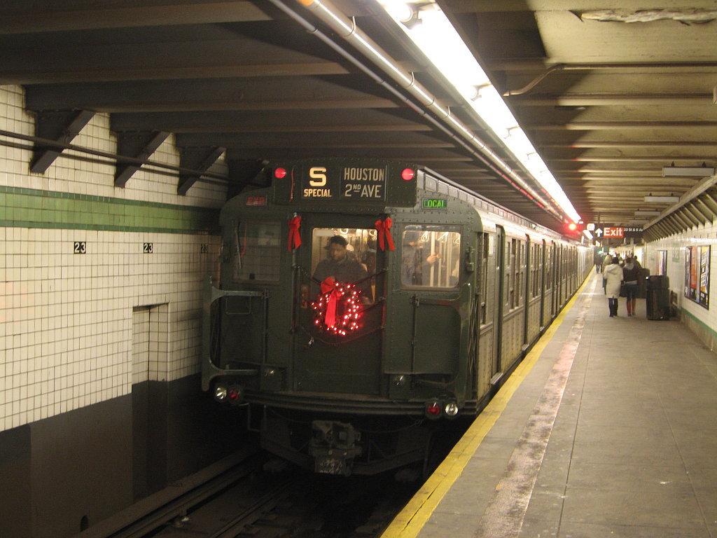 1024x768 New York City Subway rolling stock