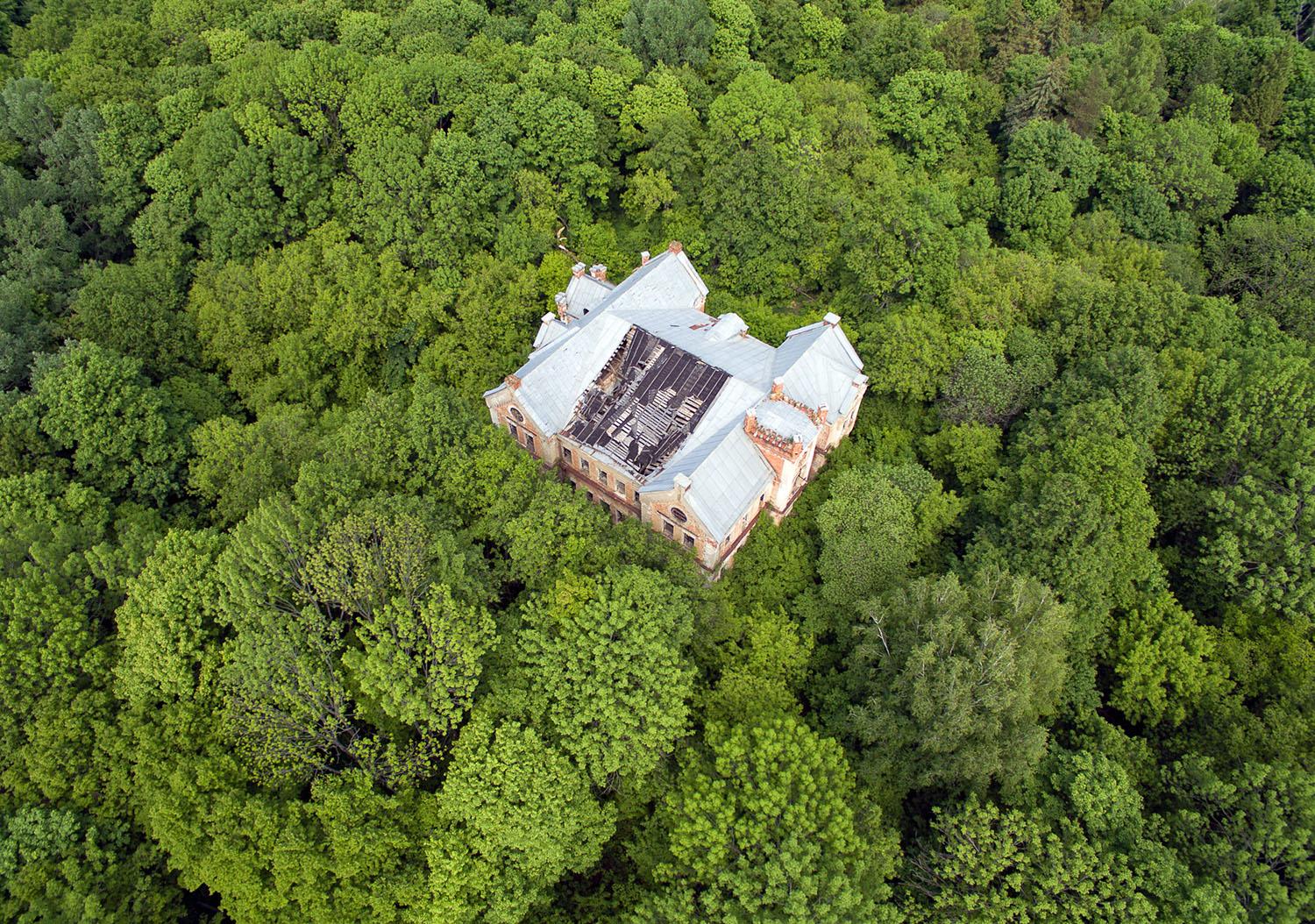 1500x1054 Photos of Abandoned Russia