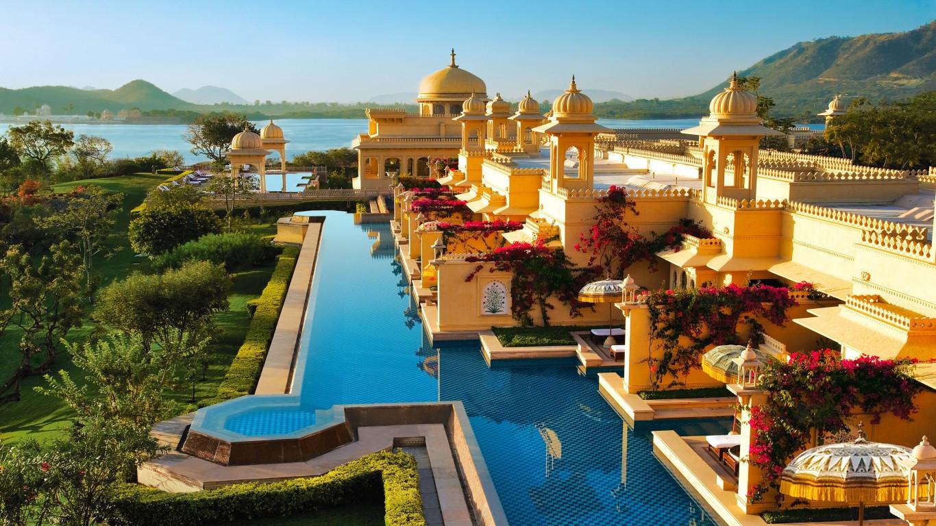 1366x768 Download 1366x768 Indian Architecture, Pool, Hotel, Beach Wallpaper for Laptop, Notebook