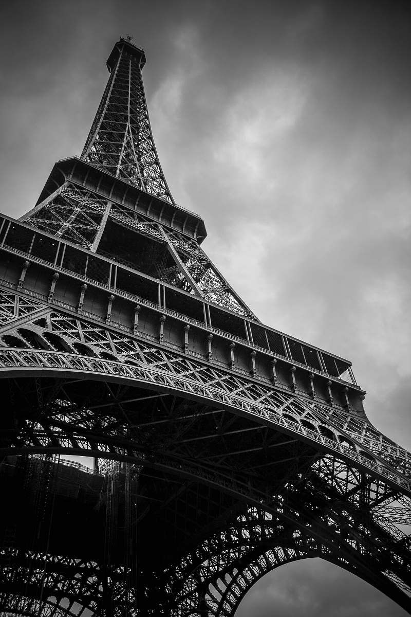 800x1200 Tower Eiffel Tower, Paris, France Grayscale Photography Black And White Image