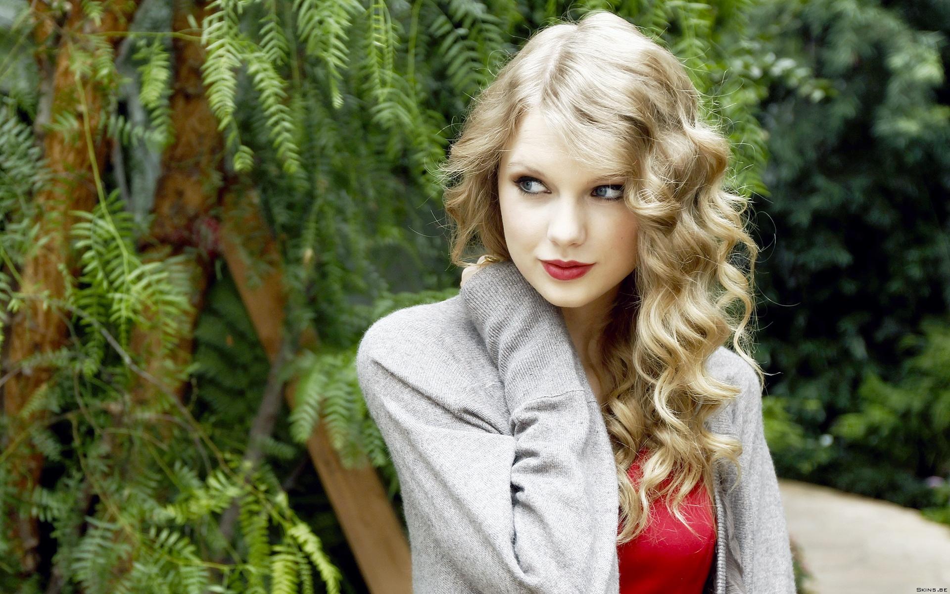 1920x1200 Taylor Swift desktop PC and Mac wallpaper