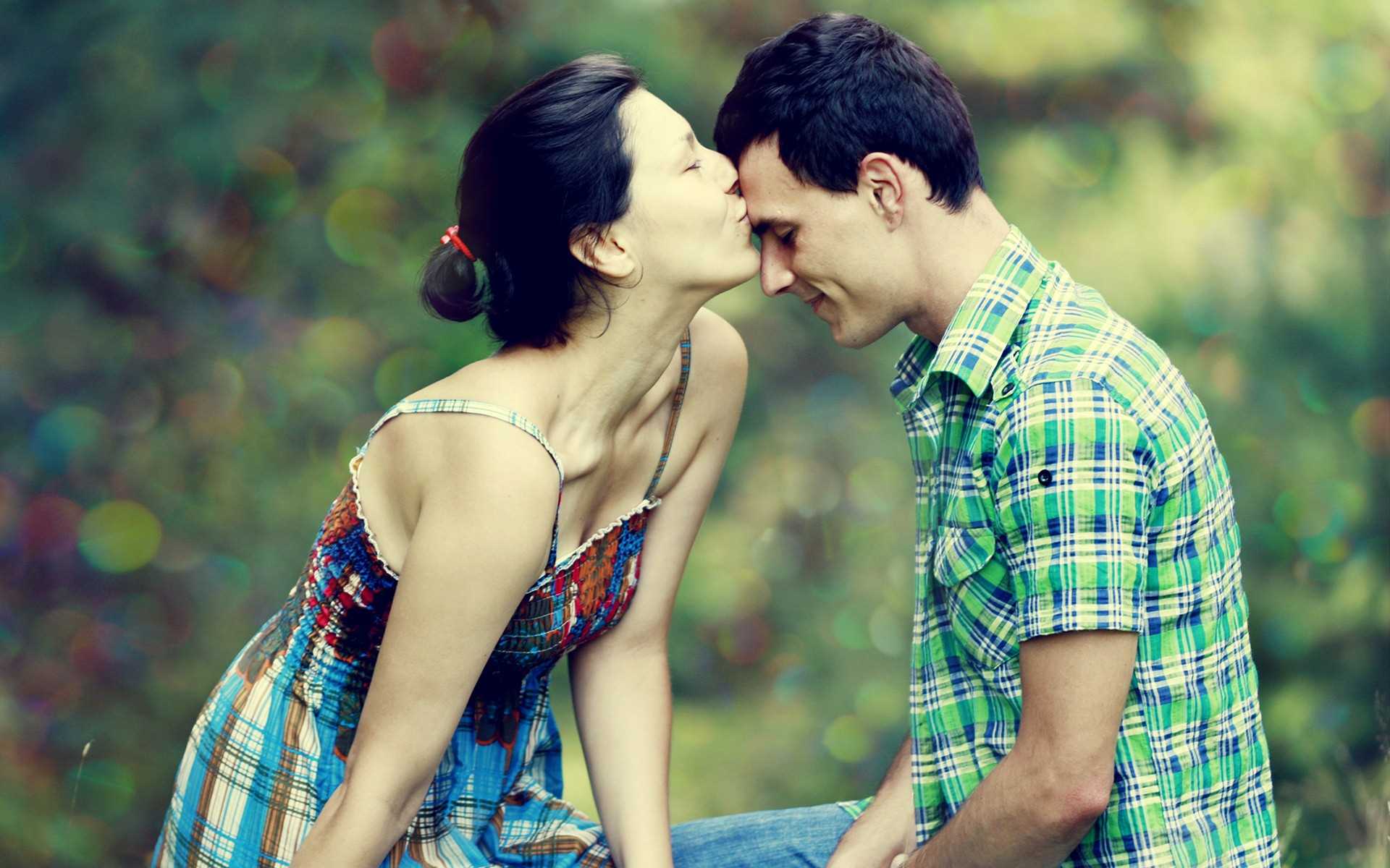 1920x1200 First Love Cute Couple Wallpaper