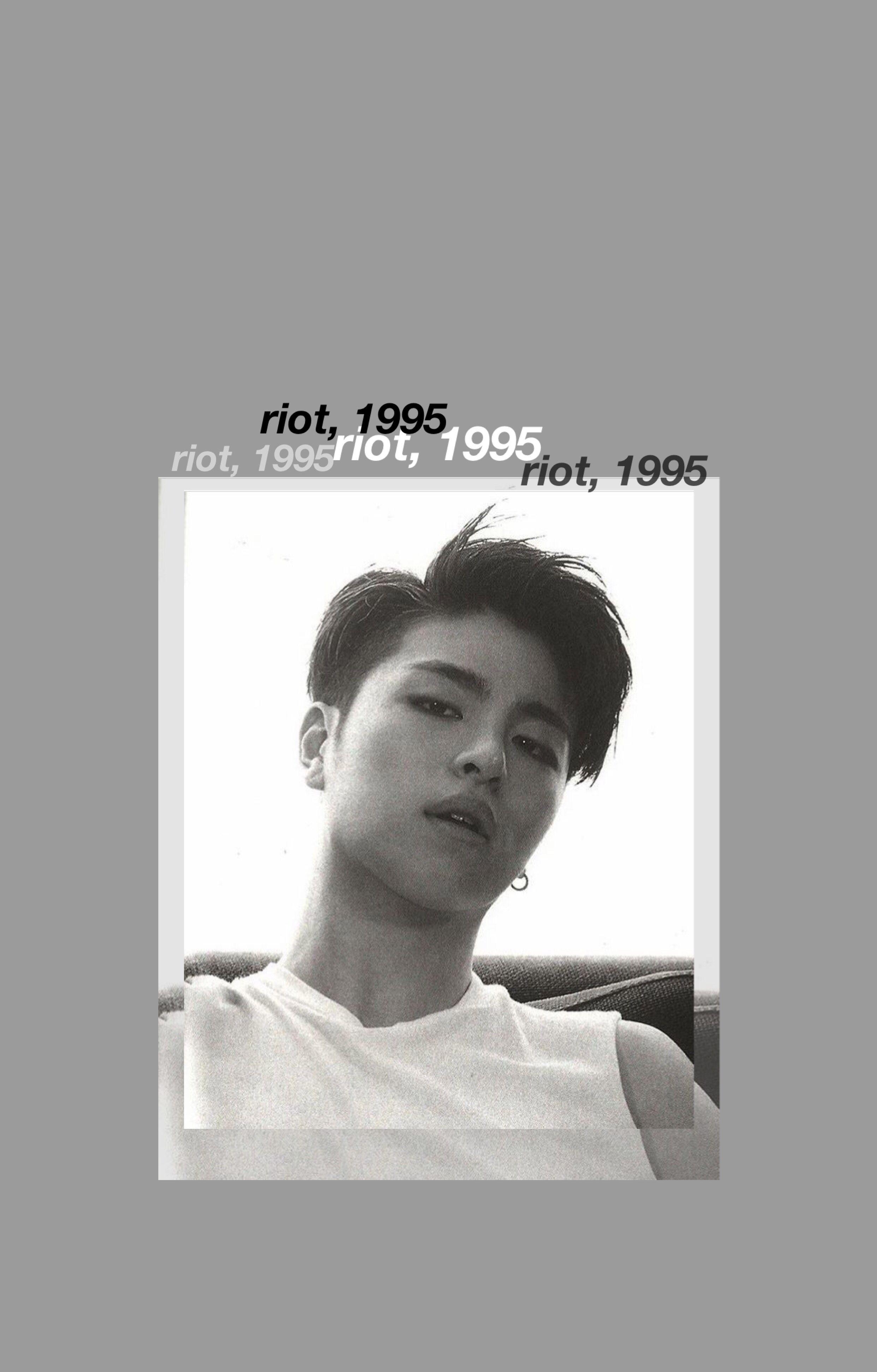 2484x3888 Junhoe Ikon Wallpaper