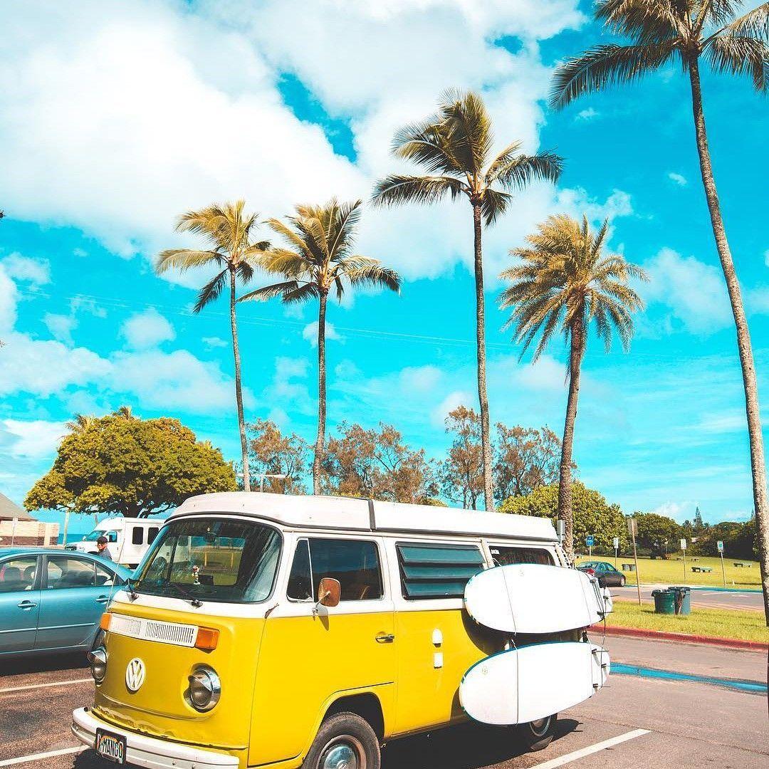 1080x1080 Beach VW Van Wallpaper