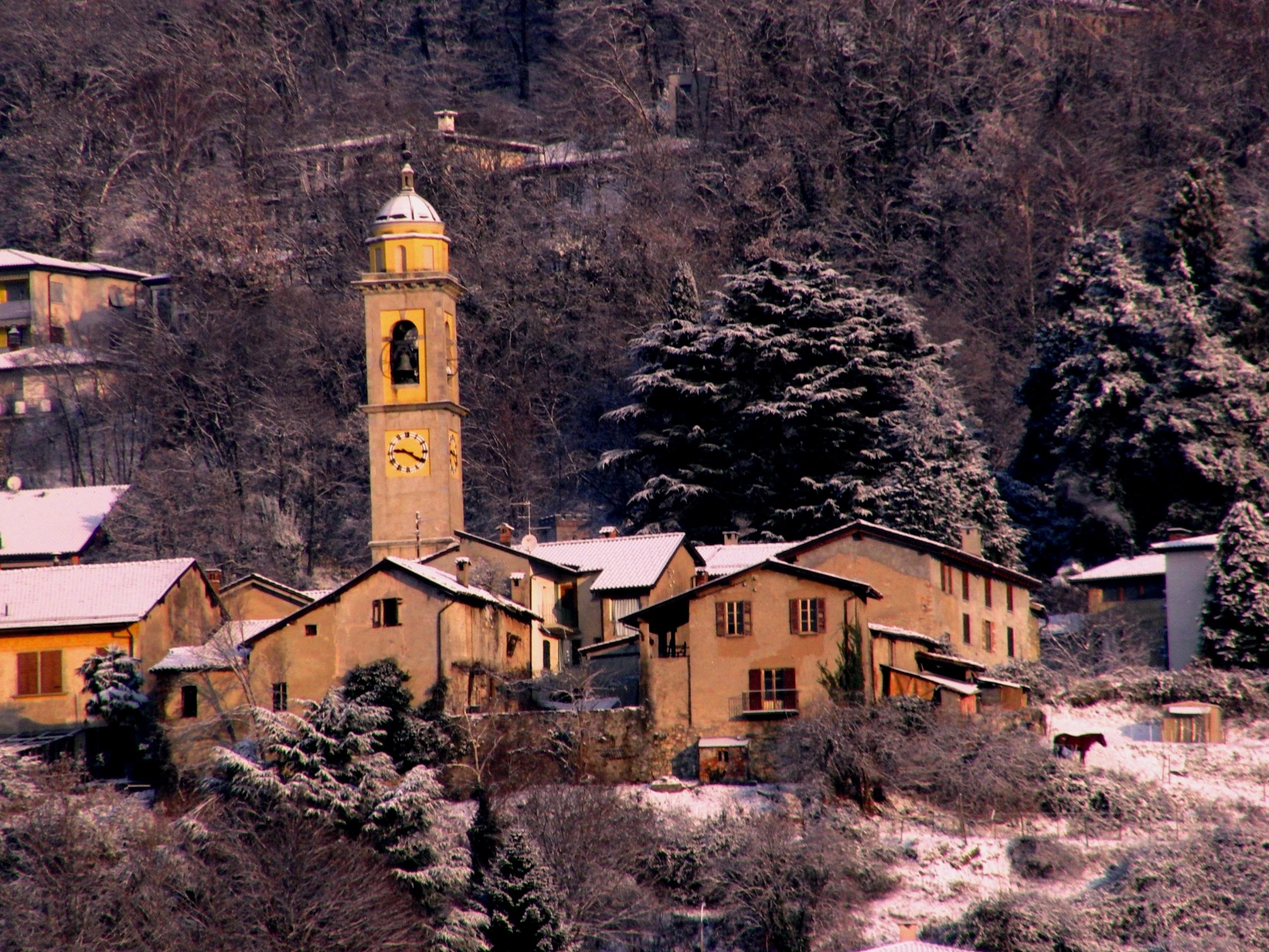 2560x1920 Snow Covered Village Wallpaper. Snow Covered Village