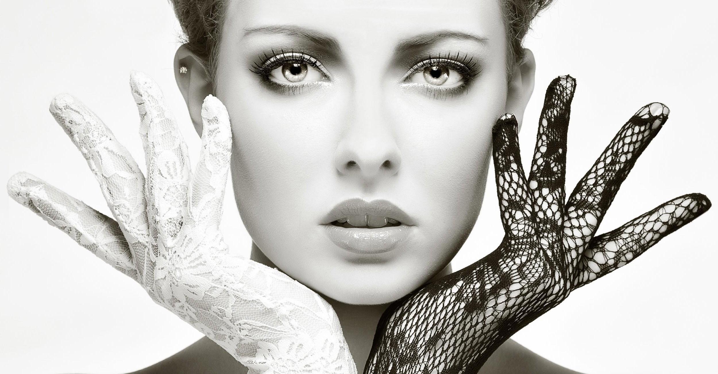 2500x1305 face, Monochrome, Black, White, Model, Women, Gloves, Looking At Viewer, Piercing, White Background Wallpaper HD / Desktop and Mobile Background