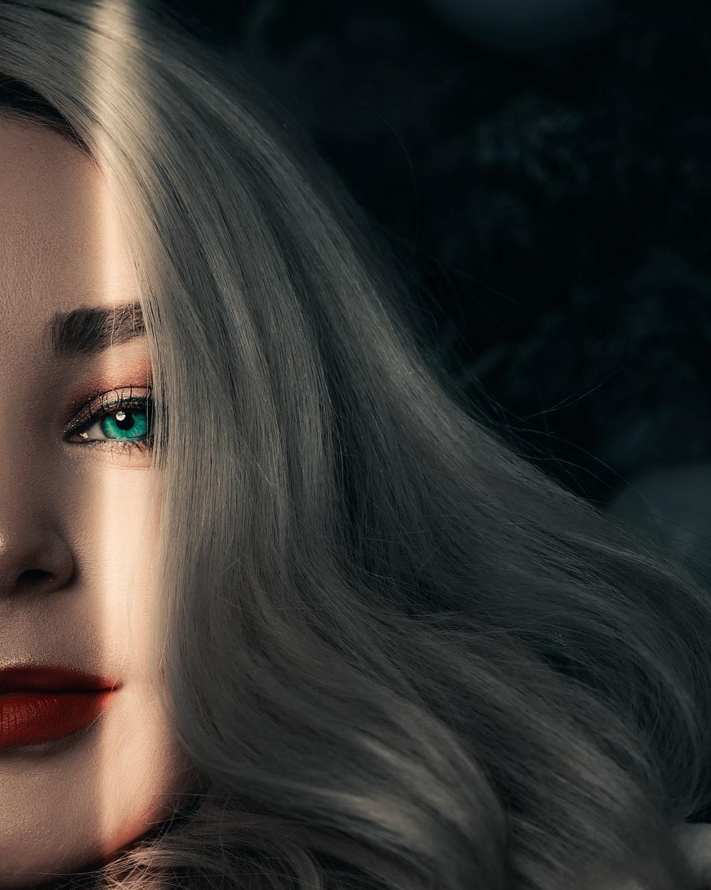 1000x1251 woman with red lipstick and blonde hair photo