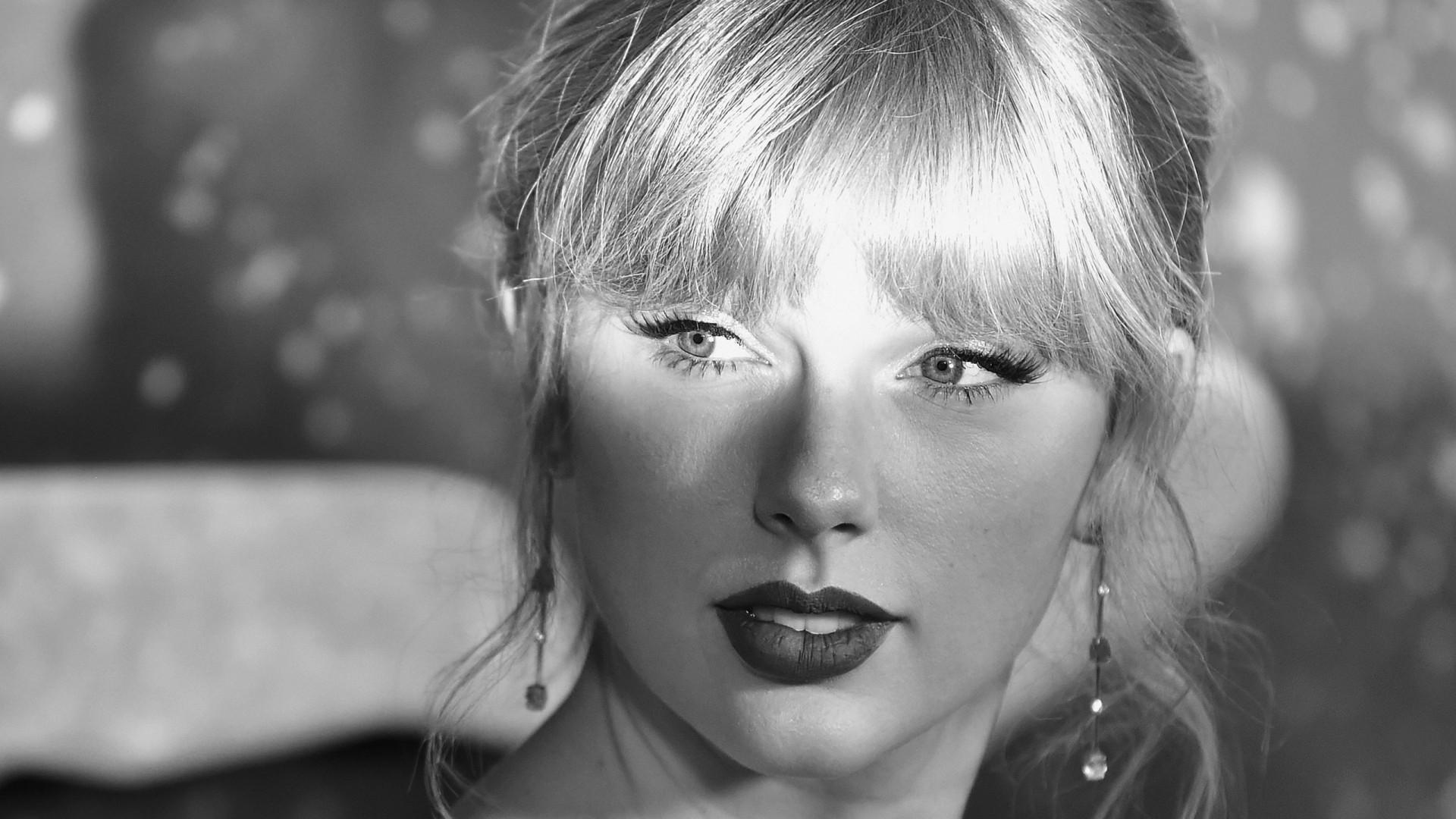 1920x1080 Black And White Picture Of Taylor Swift HD Taylor Swift Wallpaper