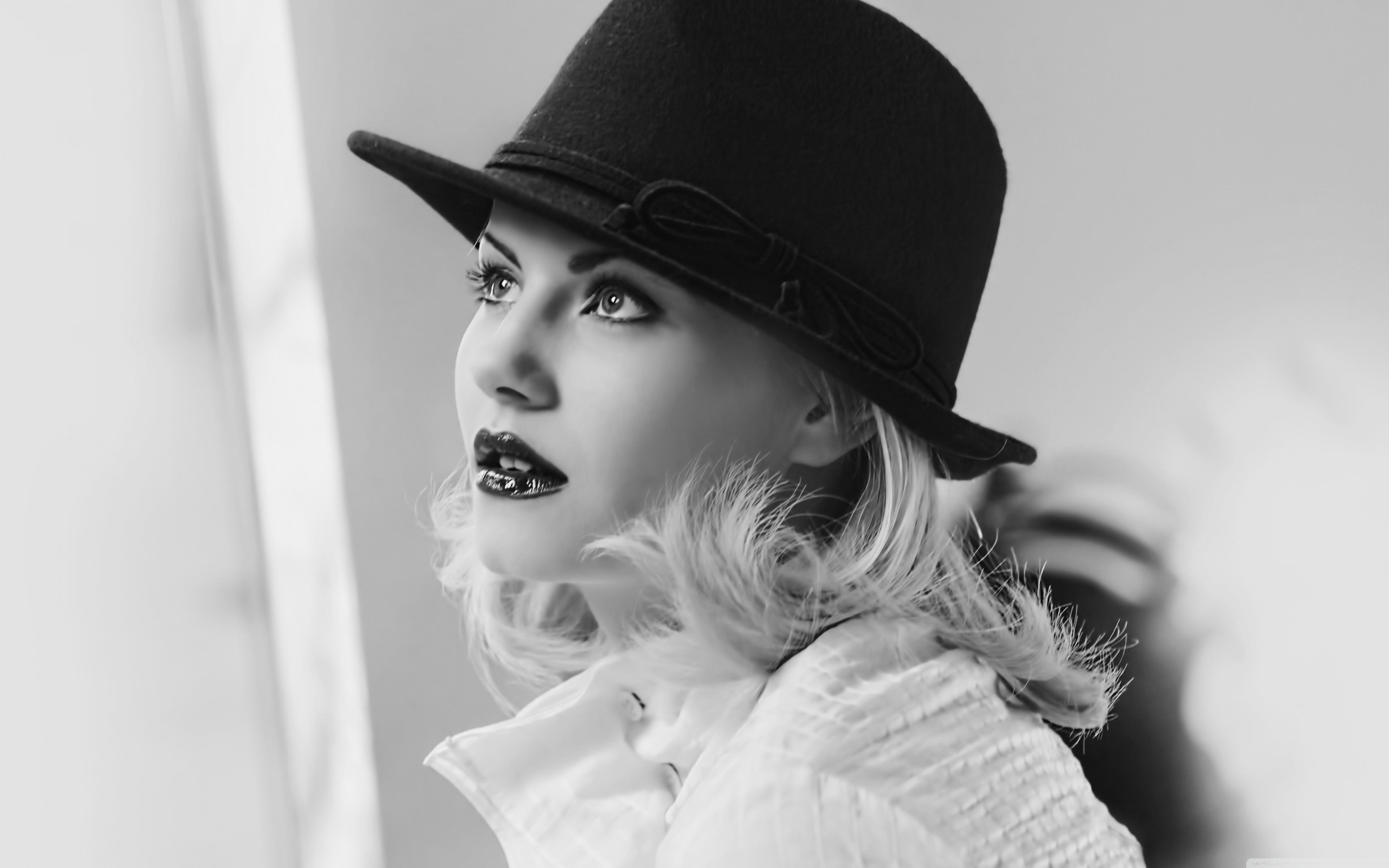 3840x2400 Elisha Cuthbert Red Lipstick HD Wallpaper