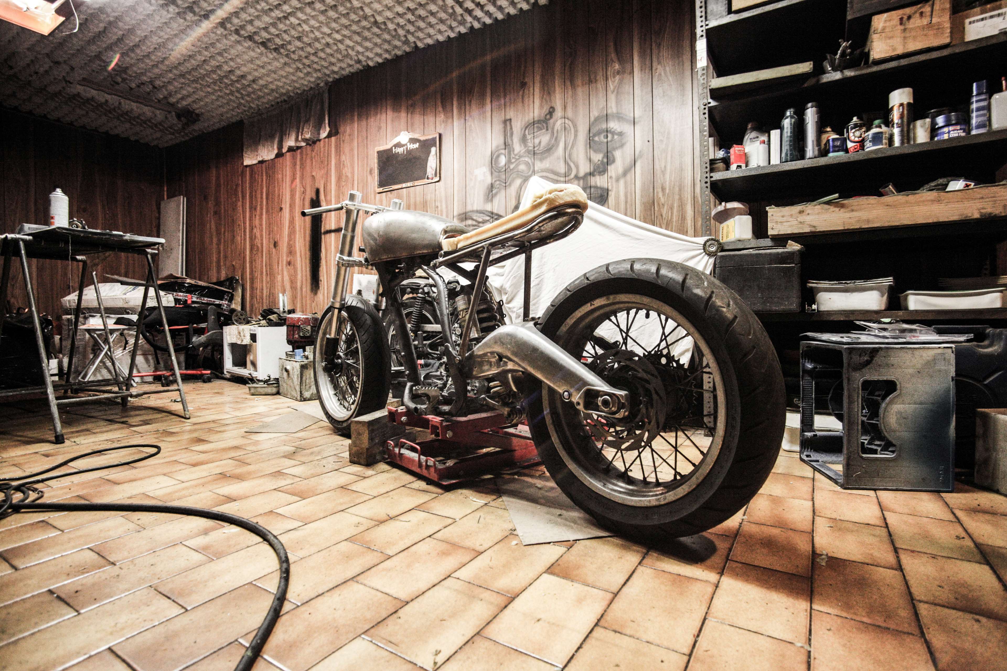 3840x2560 cafe racer, frame, garage, making, mechanic, motorbike, motorcycle, repairer, repairing, vehicle, workshop, public domain image 4k wallpaper