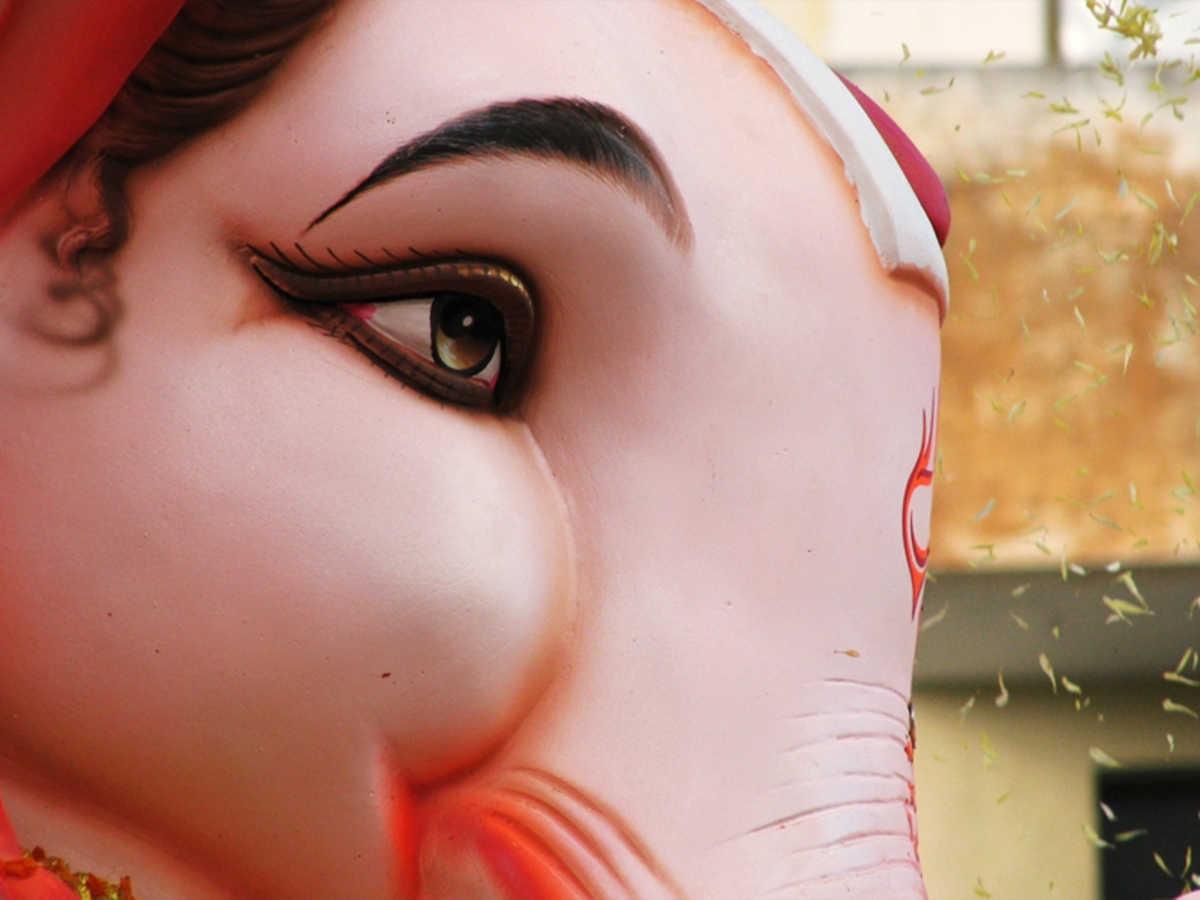 1200x900 Happy Ganesh Chaturthi 2020: Image, Cards, GIFs, Picture & Quotes. Vinayaka Chavithi Status, Wishes, Quotes, SMS, Messages, Greetings, Photo, Cards, Wallpaper