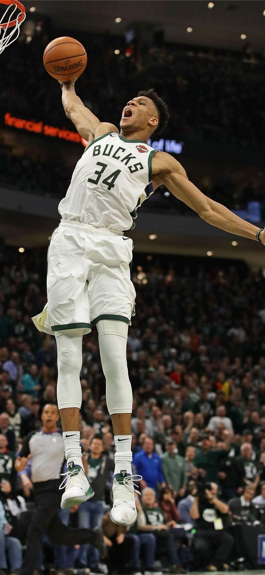 1125x2436 Giannis Antetokounmpo Dunk Top Free Giannis #GiannisAntetokounmpo #SportCelebrity #BasketballCelebrity #greece #iPhoneXWallpa. Best nba players, Nba picture, Nba
