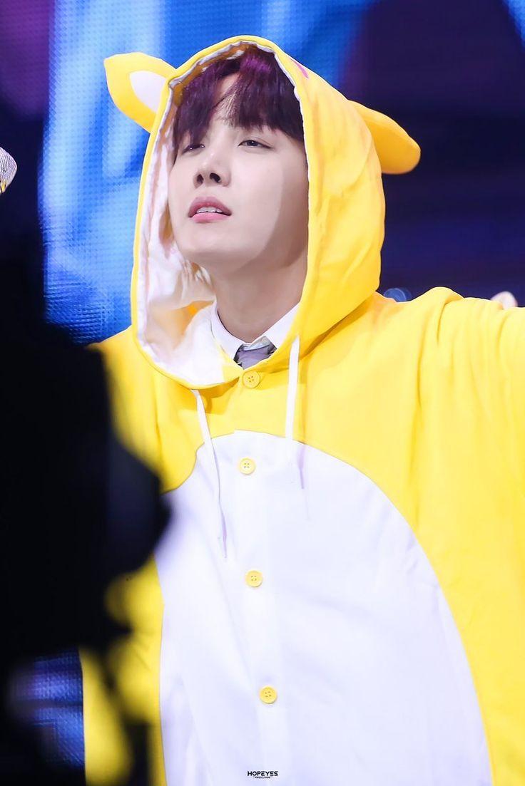 736x1103 jung hoseok in onesie at 4th muster. Bts 4th muster, Hoseok, Jung hoseok