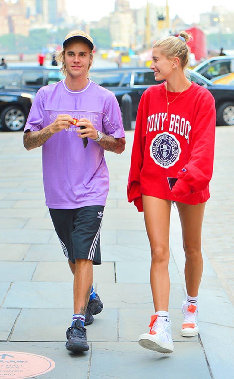 776x1254 Photos from Justin Bieber and Hailey Baldwin's Cutest Pics! Online
