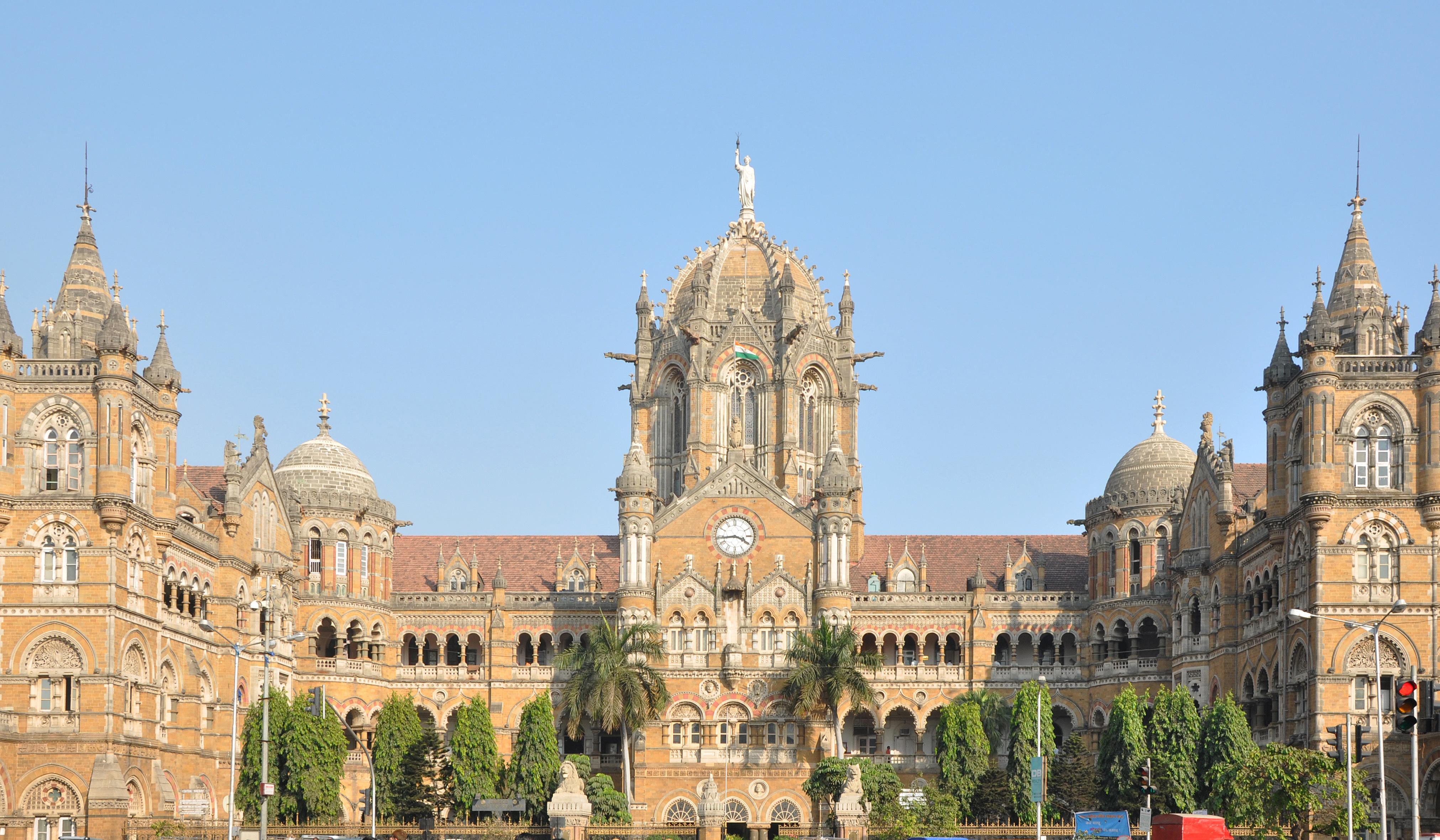 4045x2360 Chhatrapati Shivaji Terminus (Victoria Terminus)