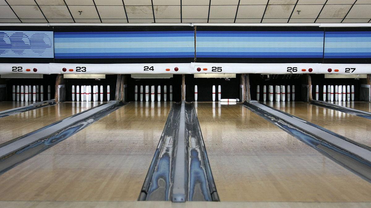 Bowling Alley Wallpapers - Top Free Bowling Alley Backgrounds