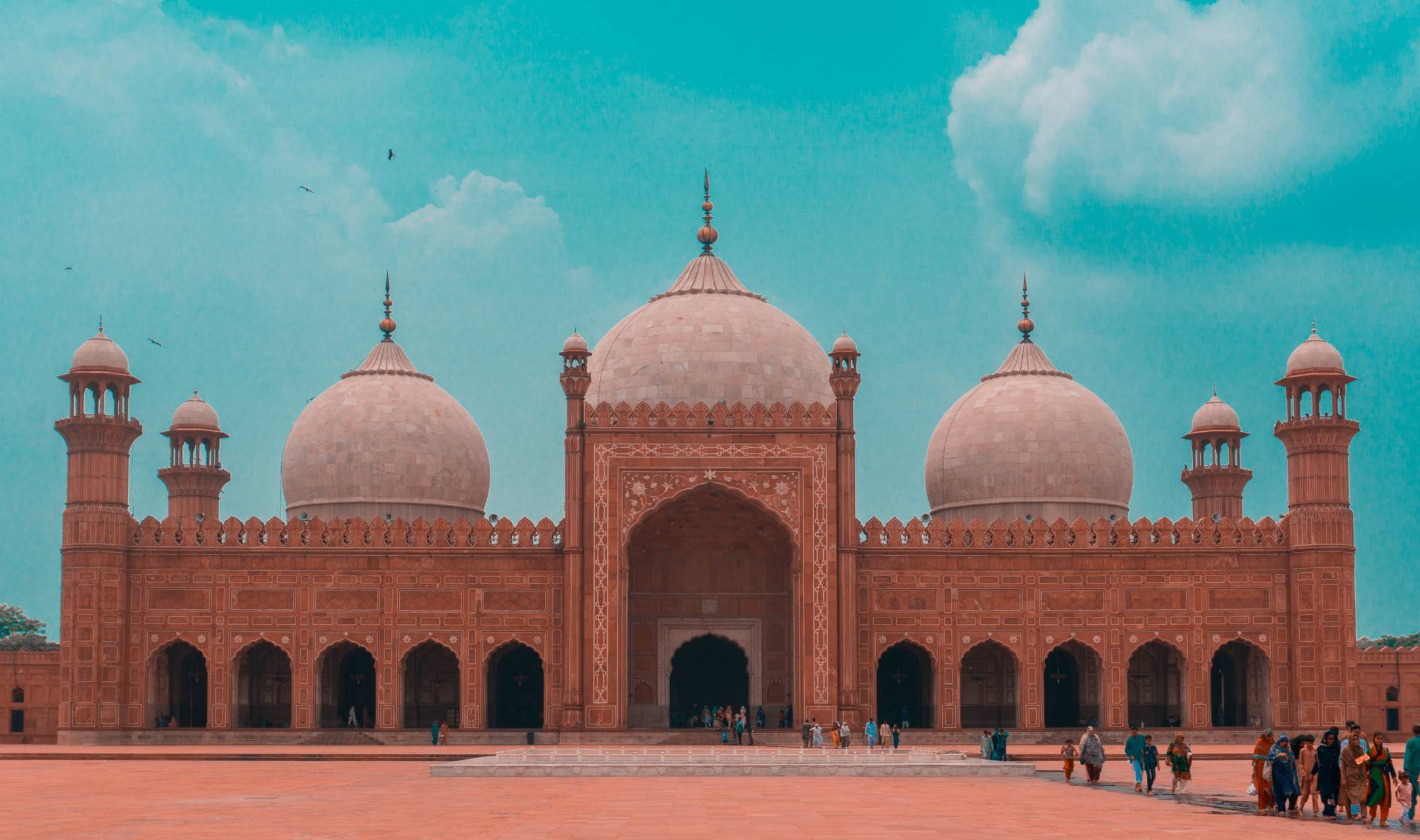 Badshahi Mosque Wallpapers - Top Free Badshahi Mosque Backgrounds -  WallpaperAccess