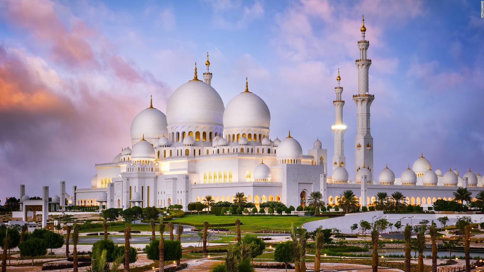 1600x900 Sheikh Zayed Grand Mosque in Abu Dhabi: Learn its secrets