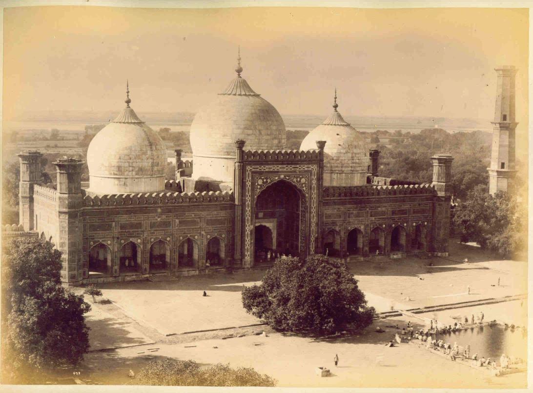 1092x806 badshahimasjid