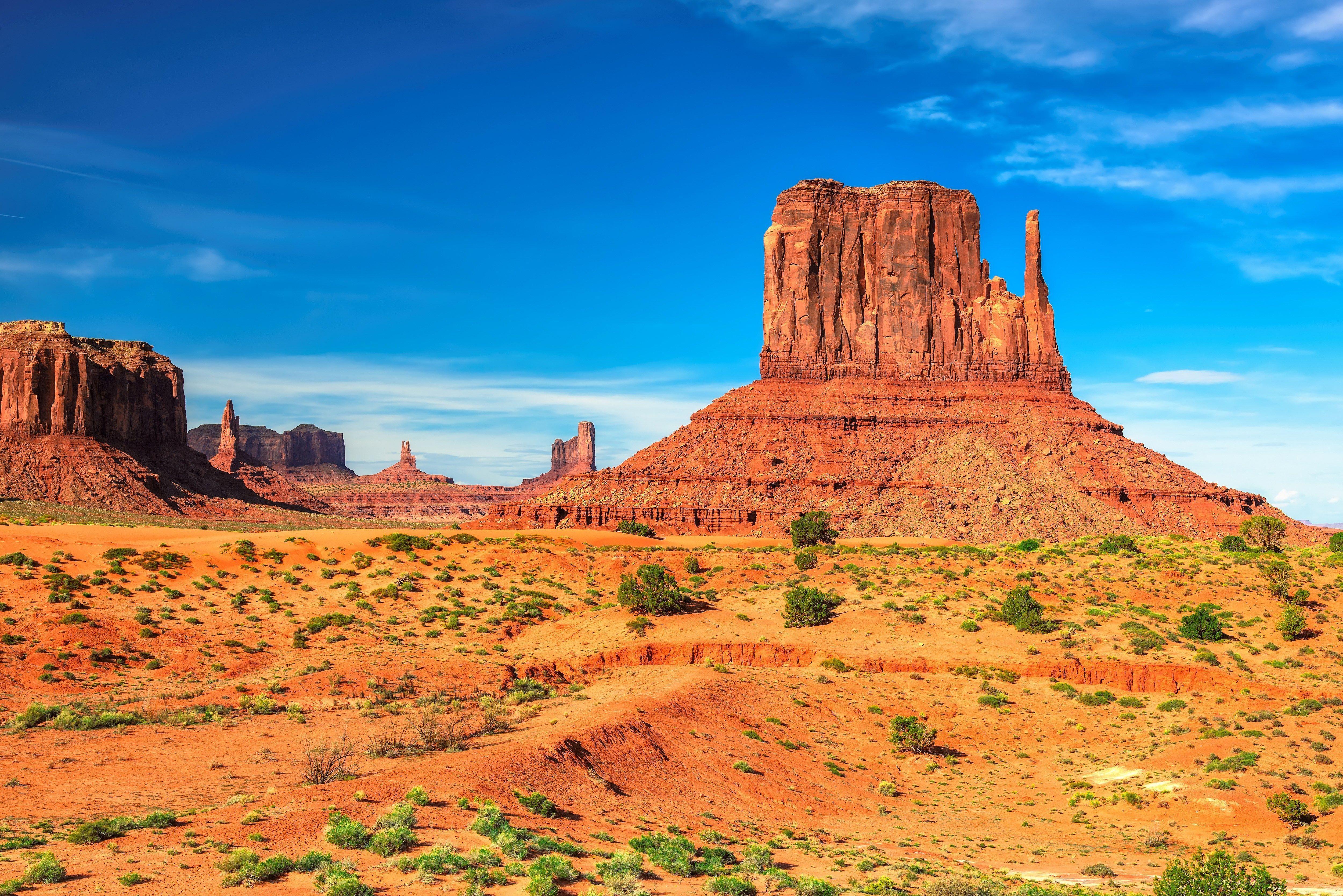 5000x3337 Monument Valley Utah Wallpaper