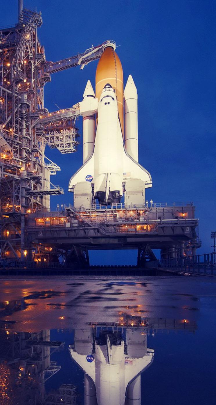 744x1392 The iPhone Wallpaper Spaceship Nasa
