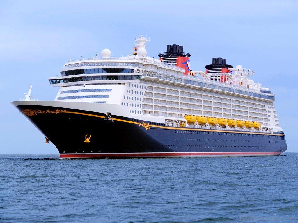 1024x768 Disney Dream Cruise Ship Wallpaper