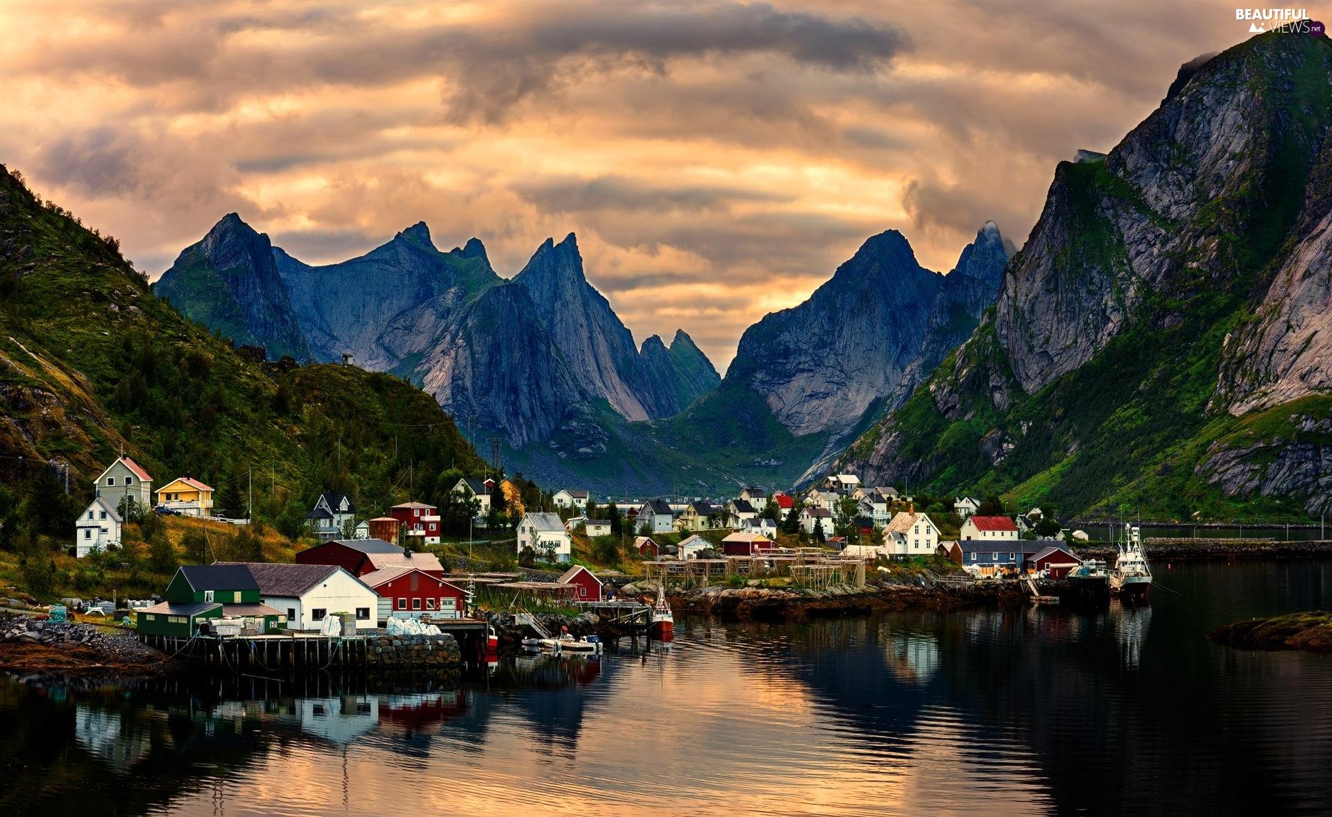 1920x1178 Reine Village, Norway, Mountains, clouds, Houses, Lofoten views wallpaper: 1920x1178