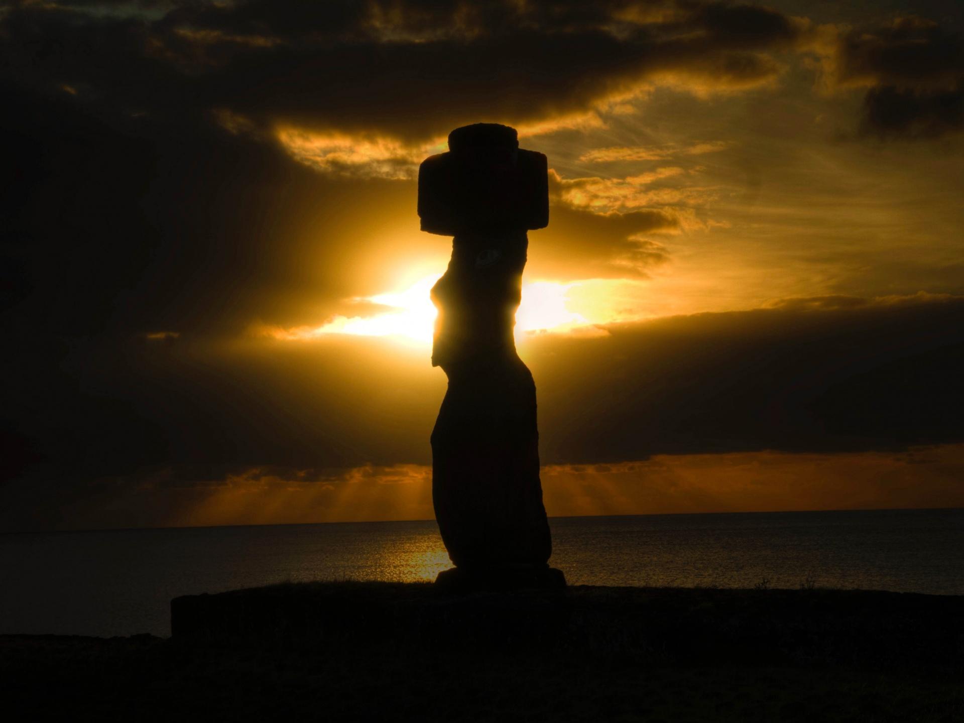 1920x1440 Ahu Tahai Sunset Wallpaperx1440
